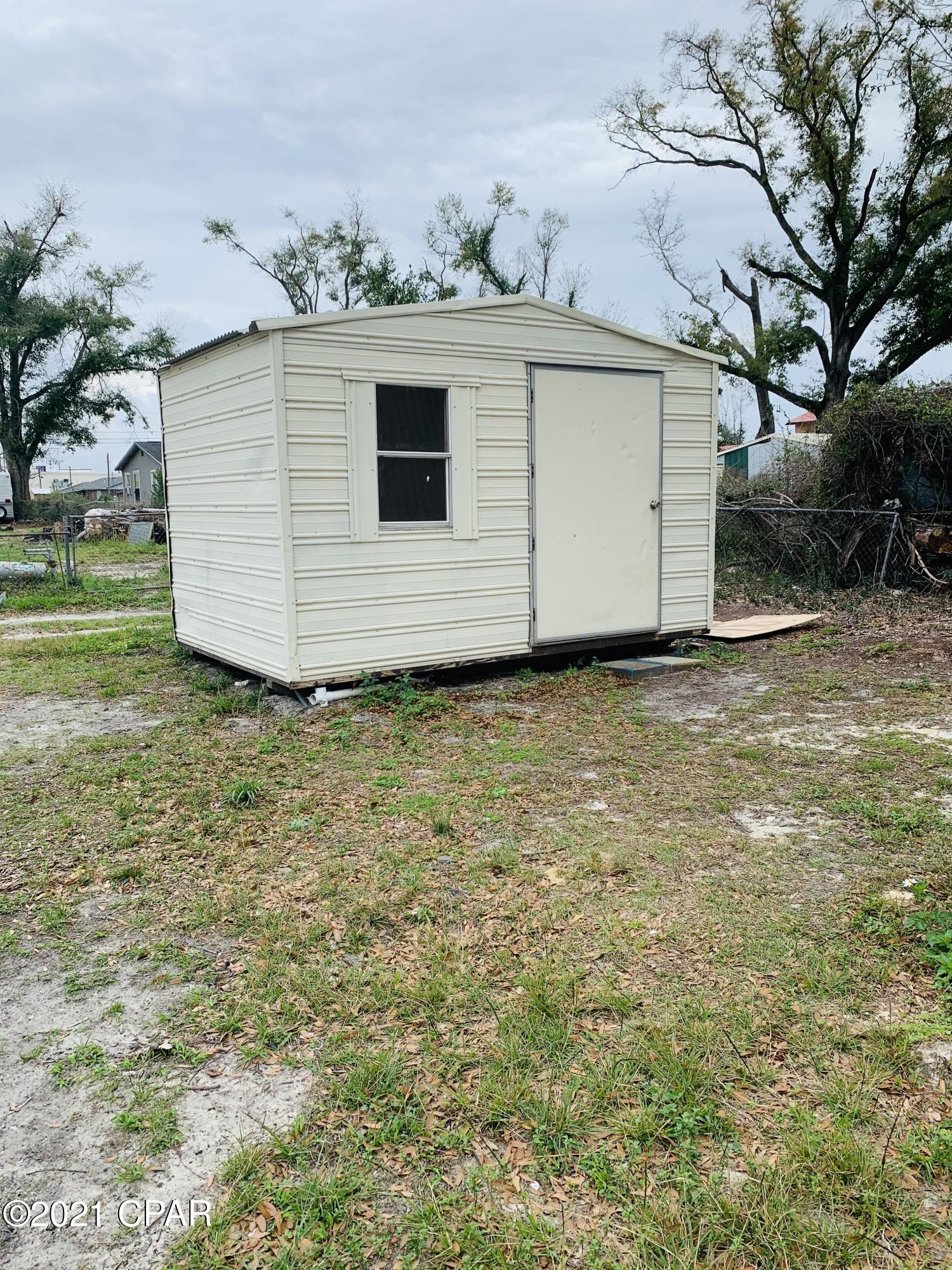 [No Recorded Subdiv] - Land