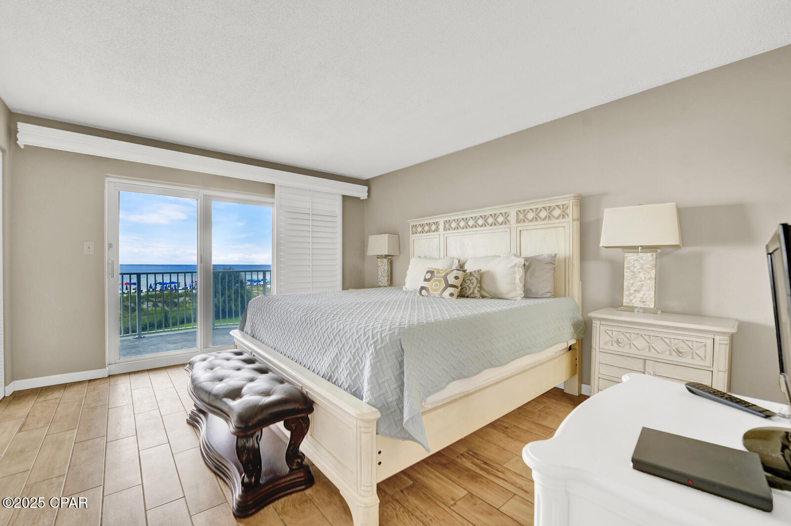 Moonspinner Apartments - Residential