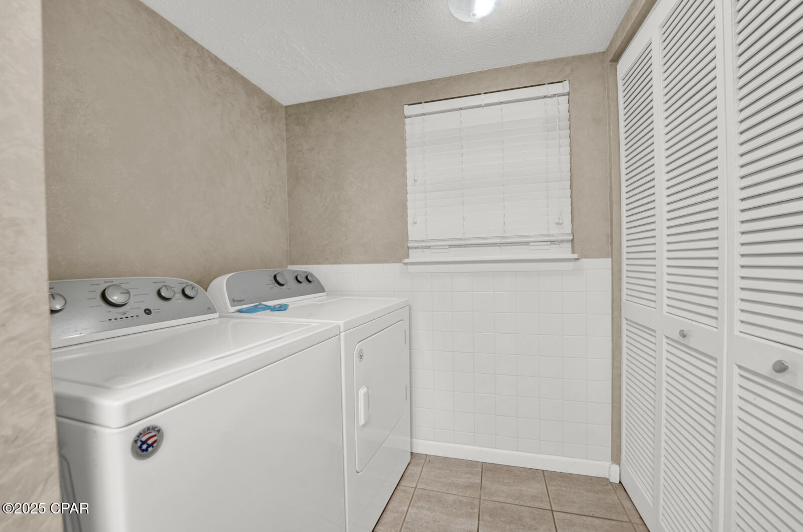 Moonspinner Apartments - Residential