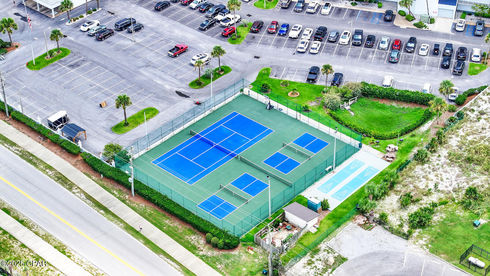 Moonspinner Apartments - Residential