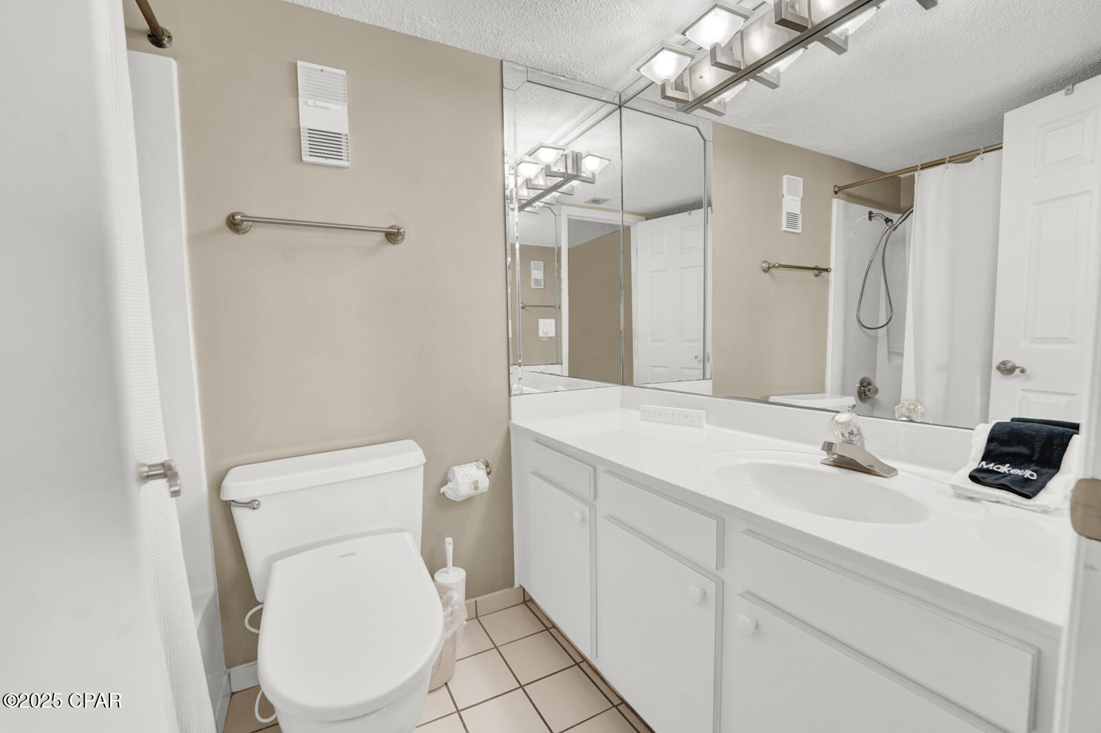 Moonspinner Apartments - Residential