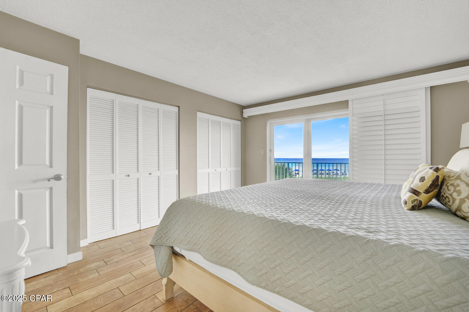 Moonspinner Apartments - Residential