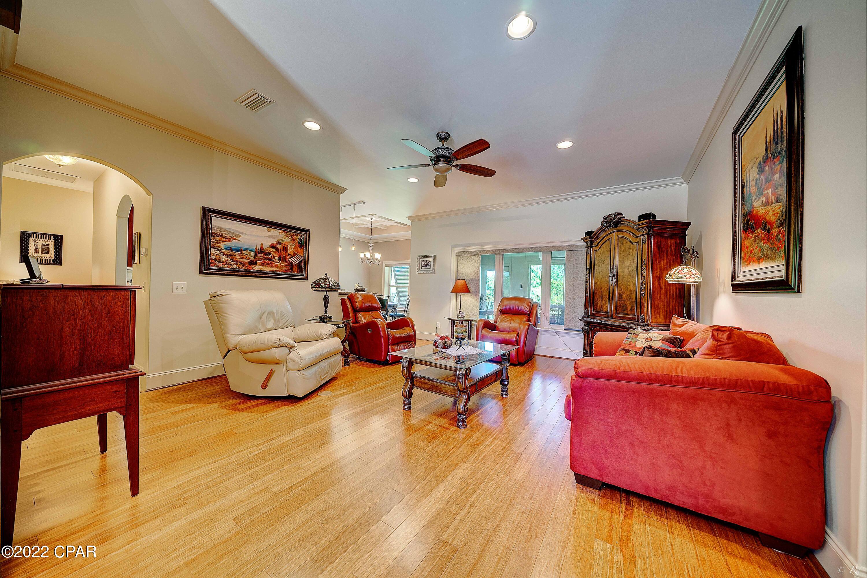 College Oaks - Residential