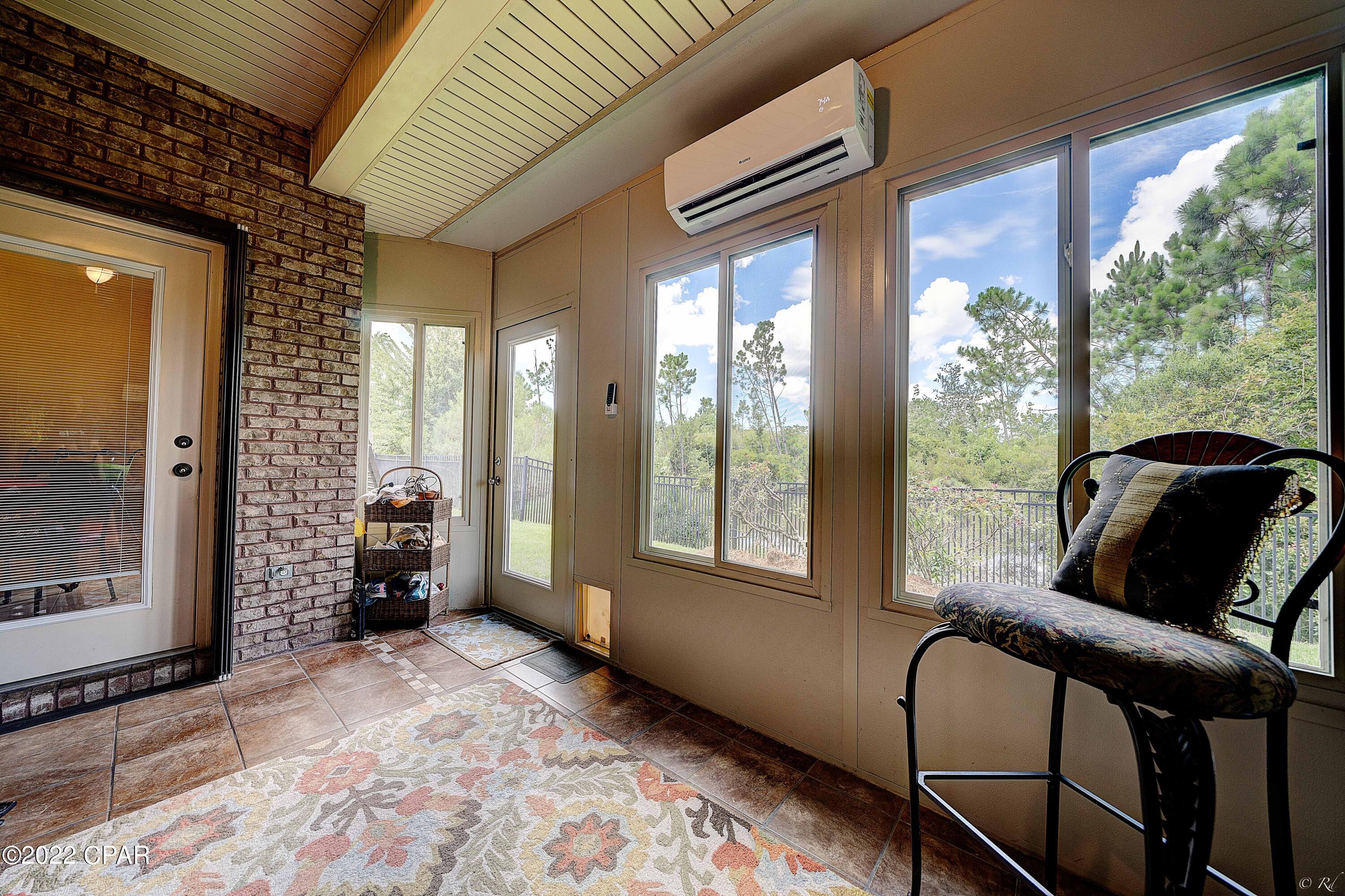 College Oaks - Residential