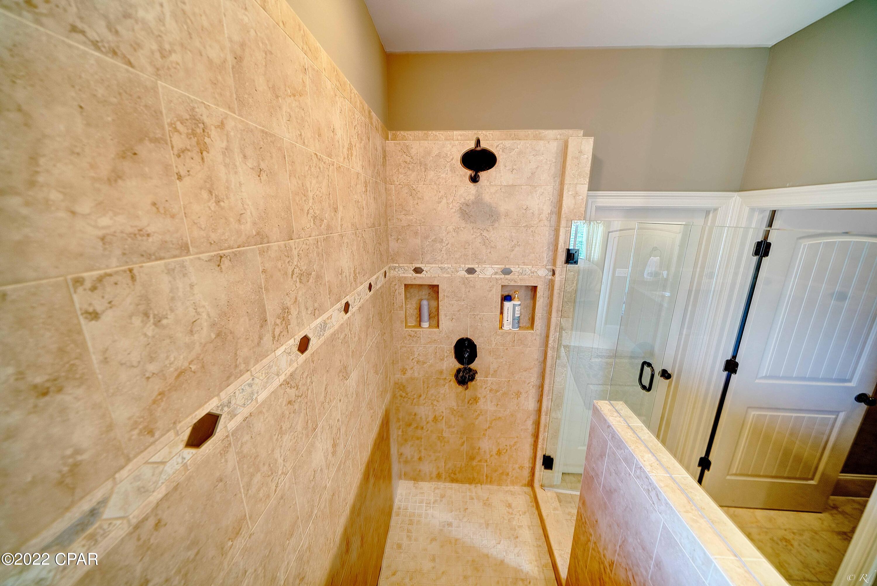 College Oaks - Residential