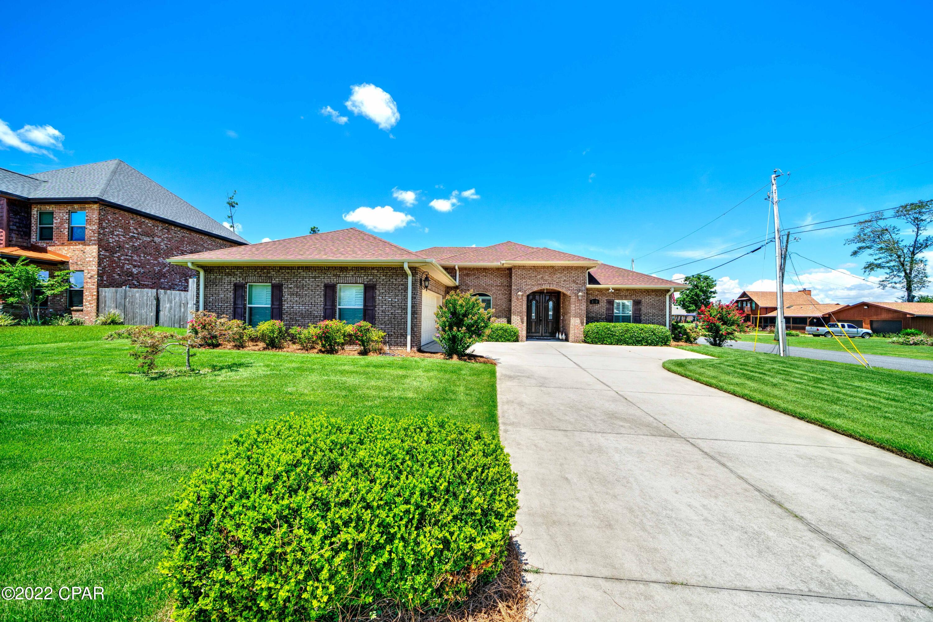 College Oaks - Residential