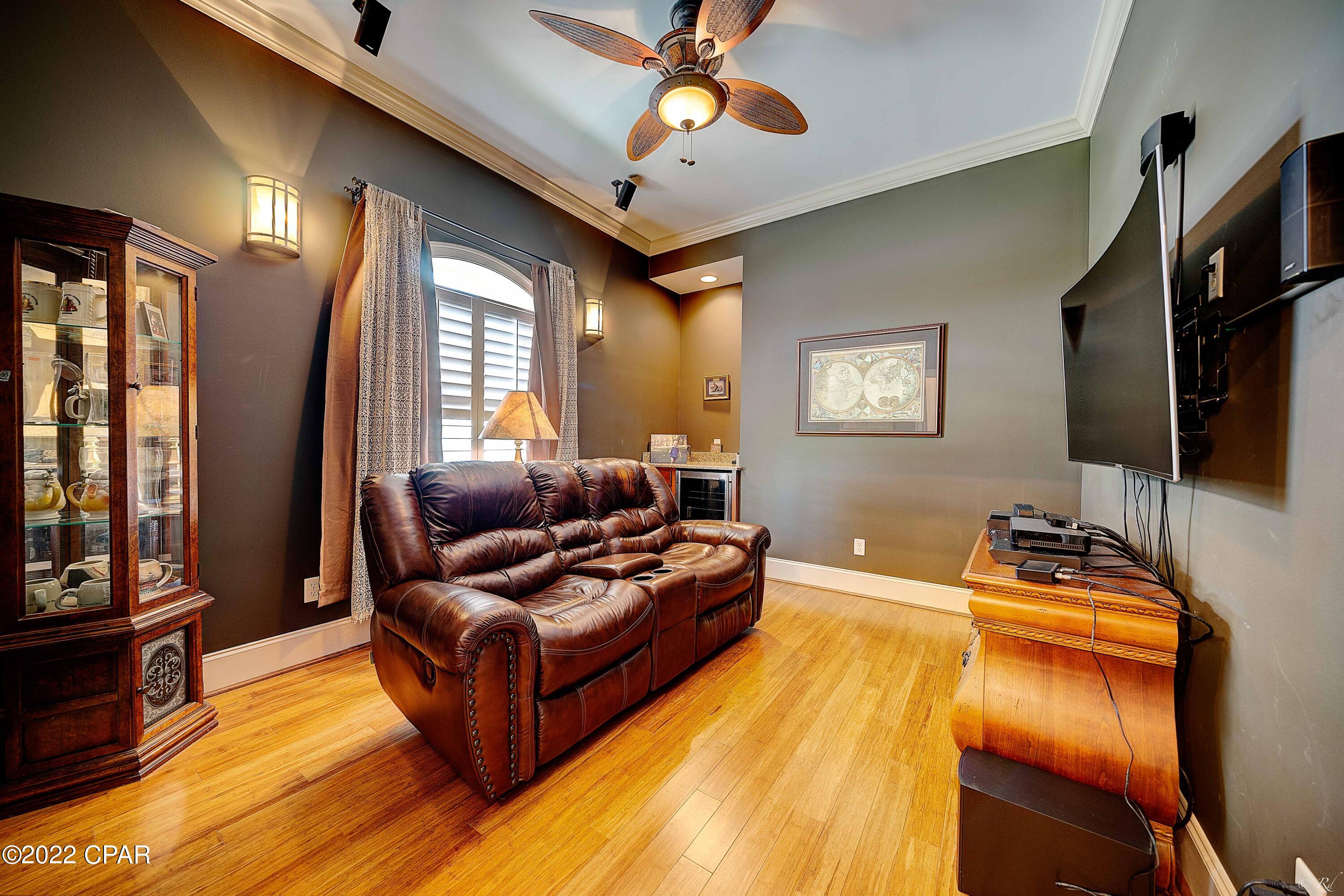 College Oaks - Residential