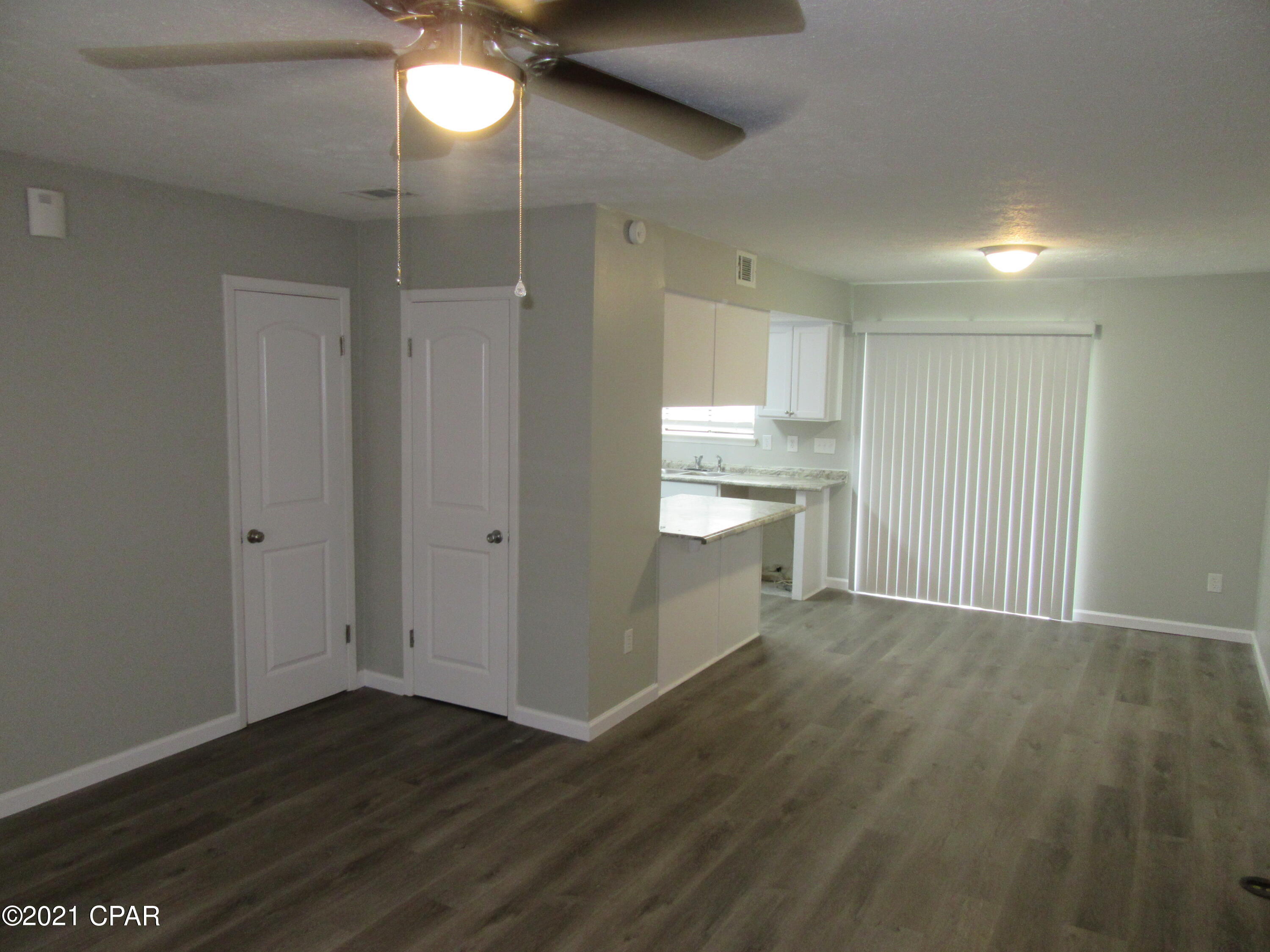 [No Recorded Subdiv] - Residential Lease