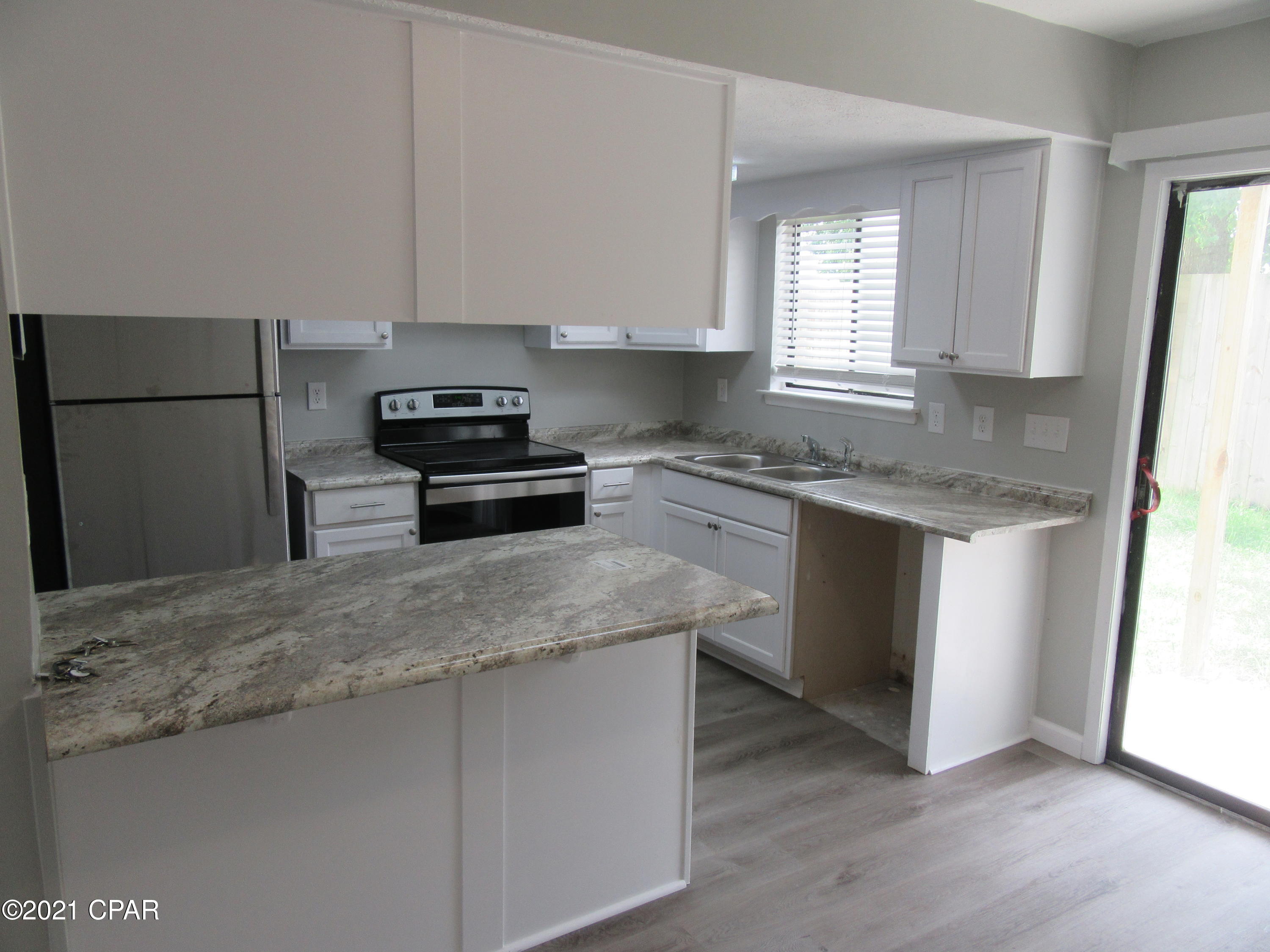 [No Recorded Subdiv] - Residential Lease