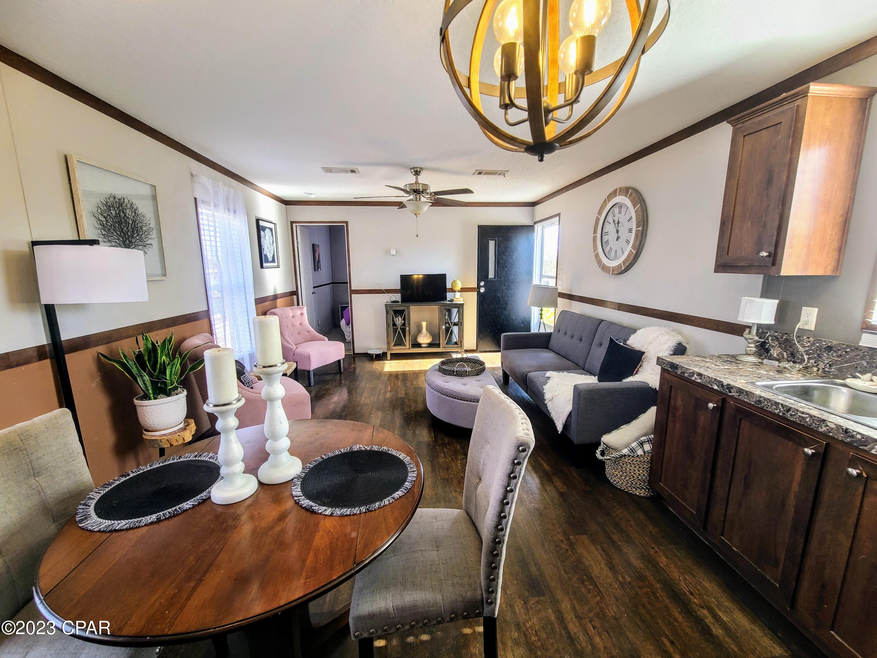 [No Recorded Subdiv] - Residential