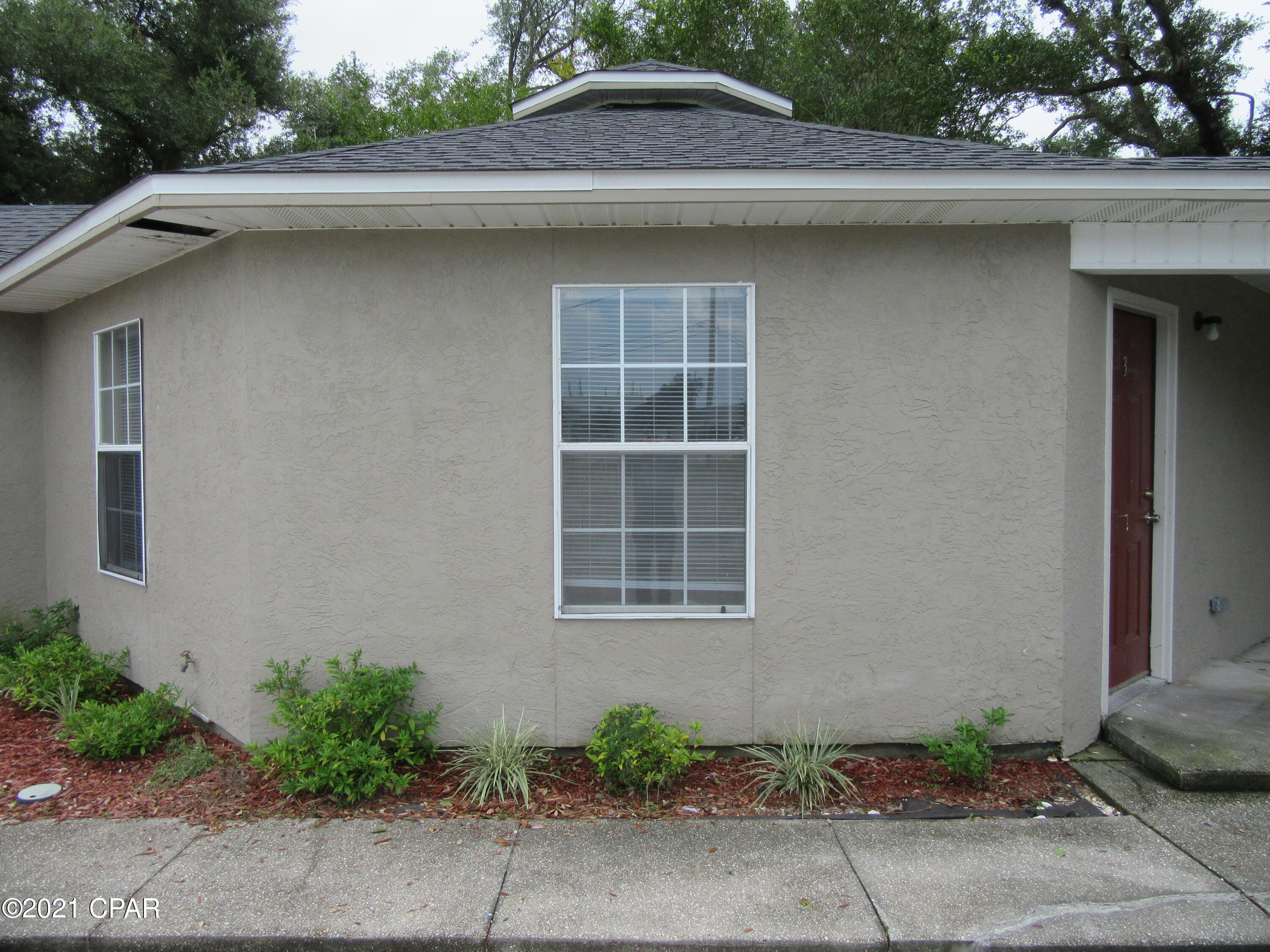 [No Recorded Subdiv] - Residential Lease