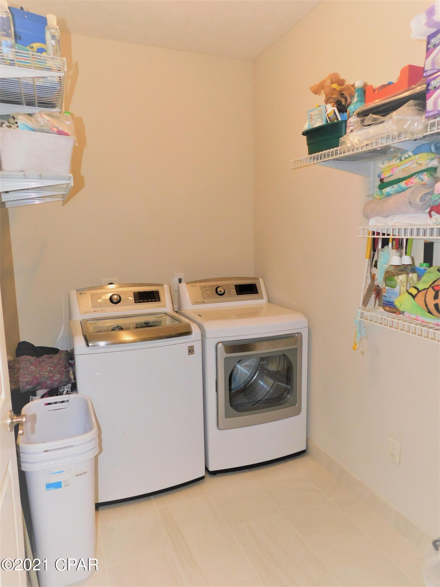 Dolphin Bay - Residential