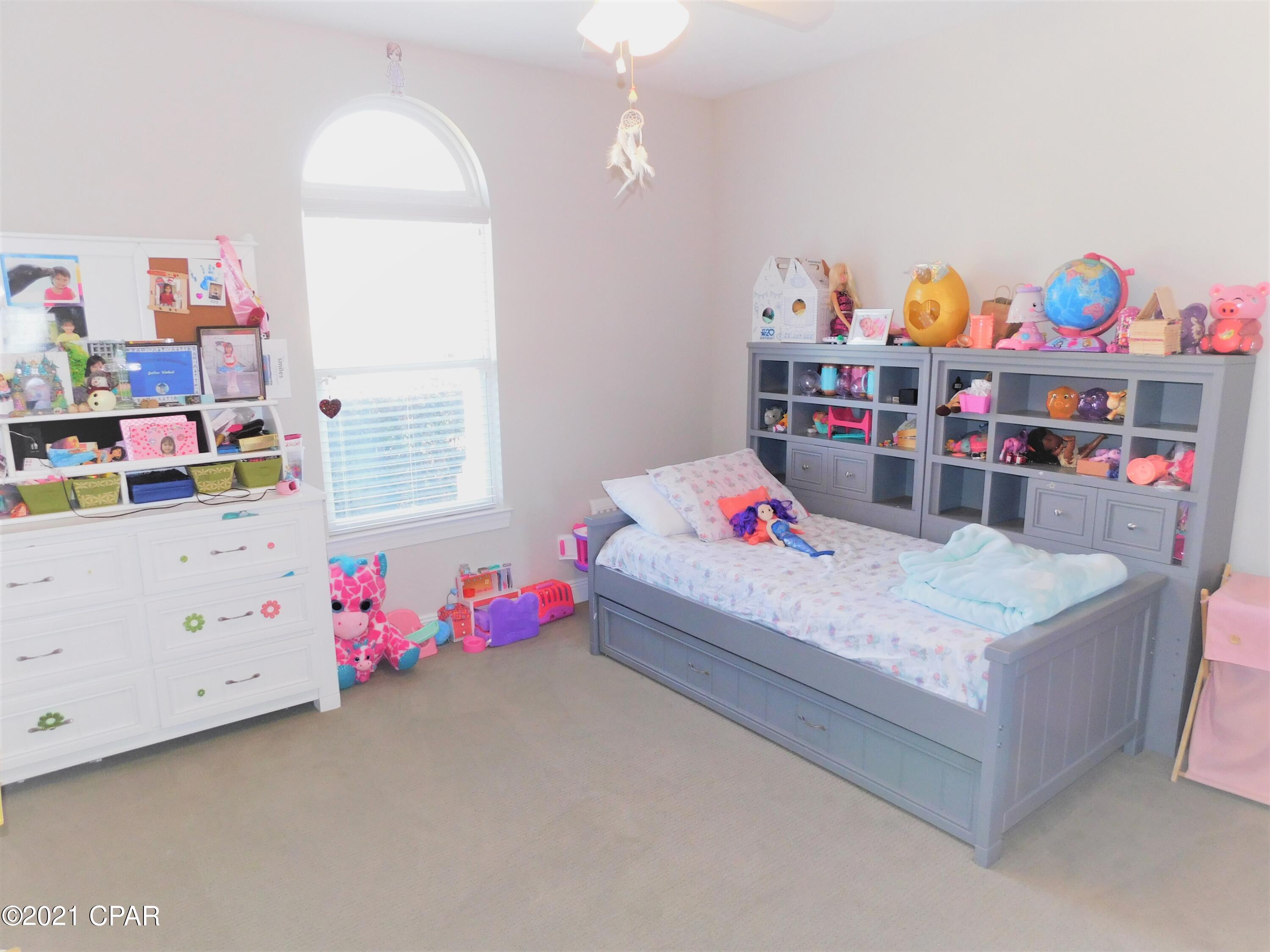 Dolphin Bay - Residential