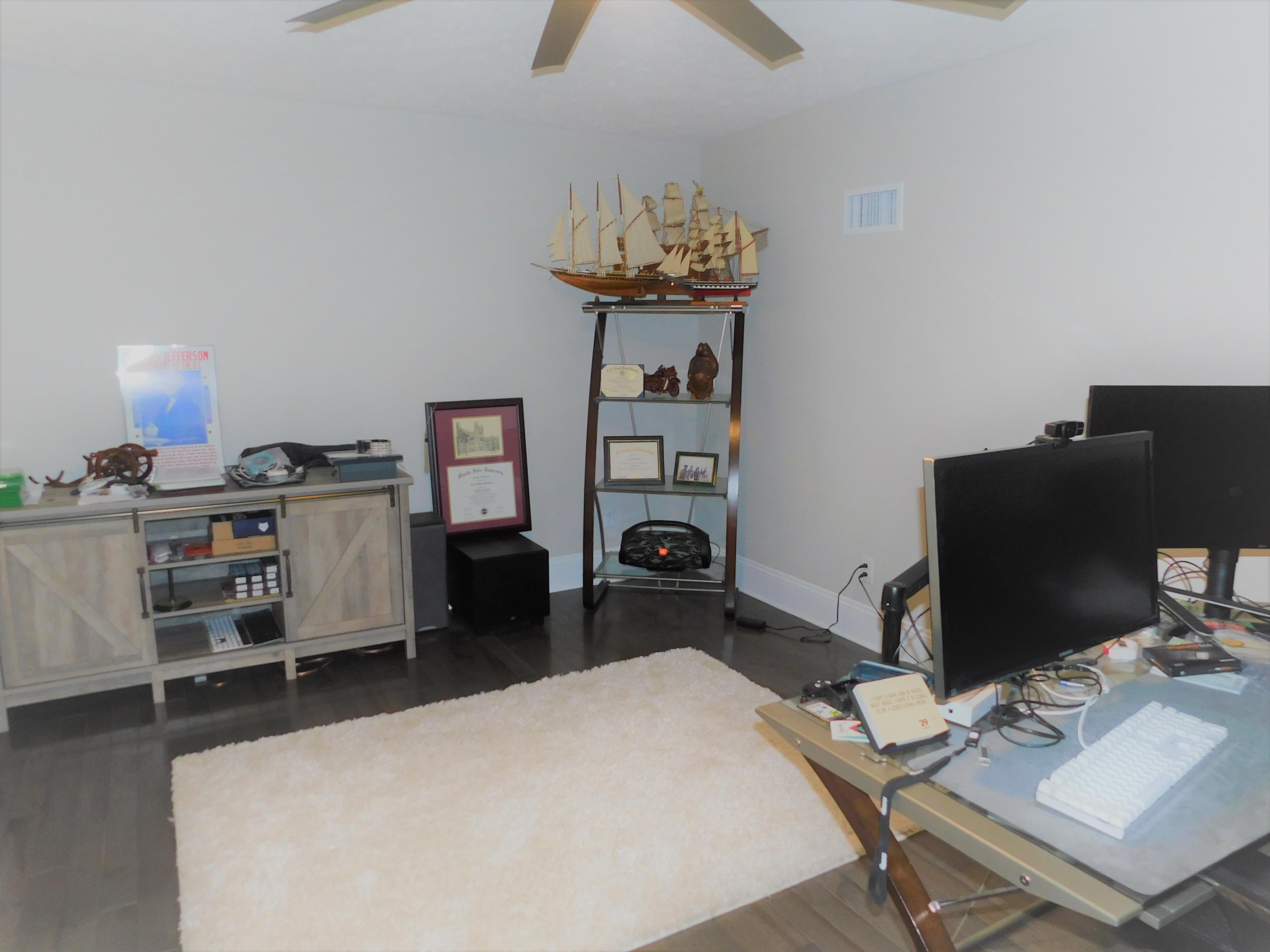 Dolphin Bay - Residential