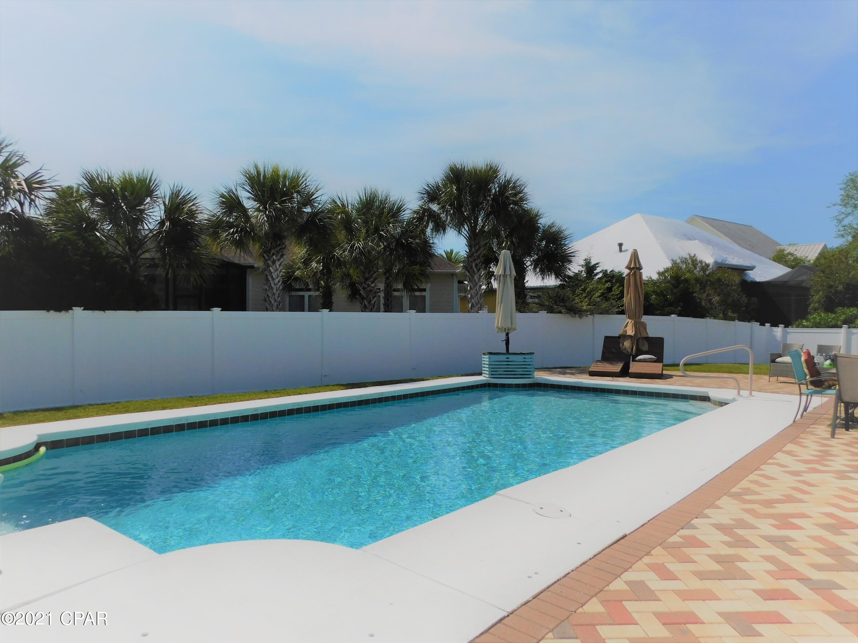 Dolphin Bay - Residential