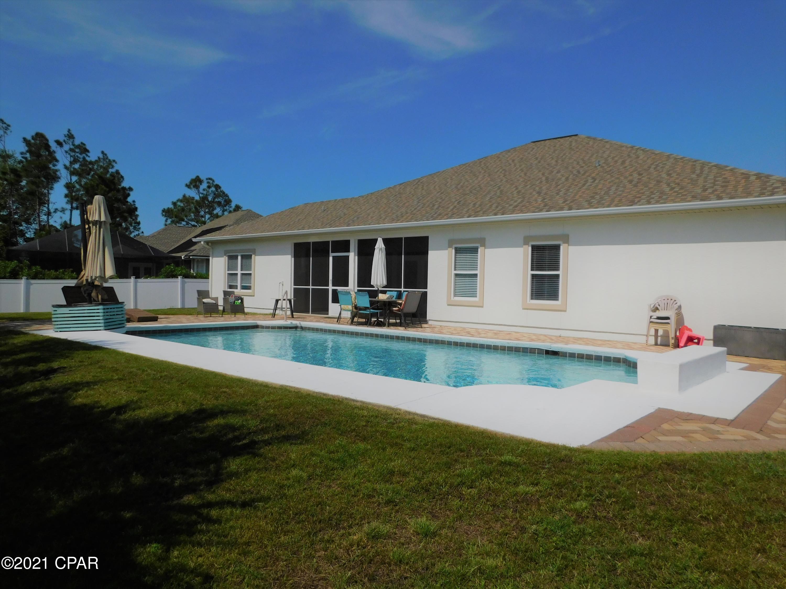 Dolphin Bay - Residential