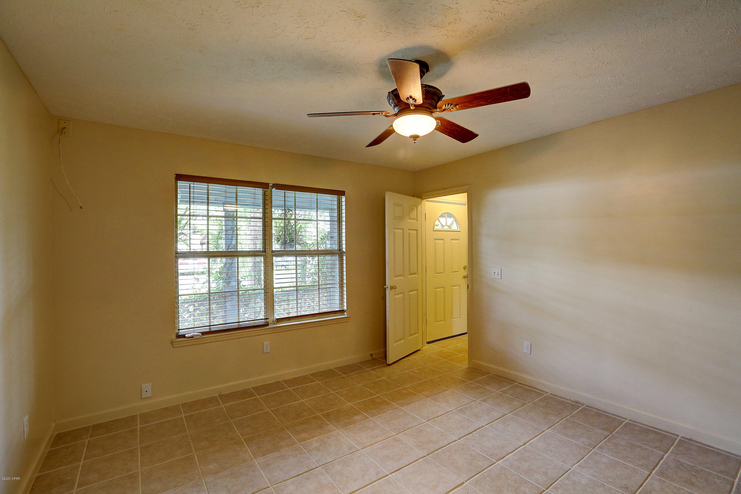 Lakeshore Heights - Residential