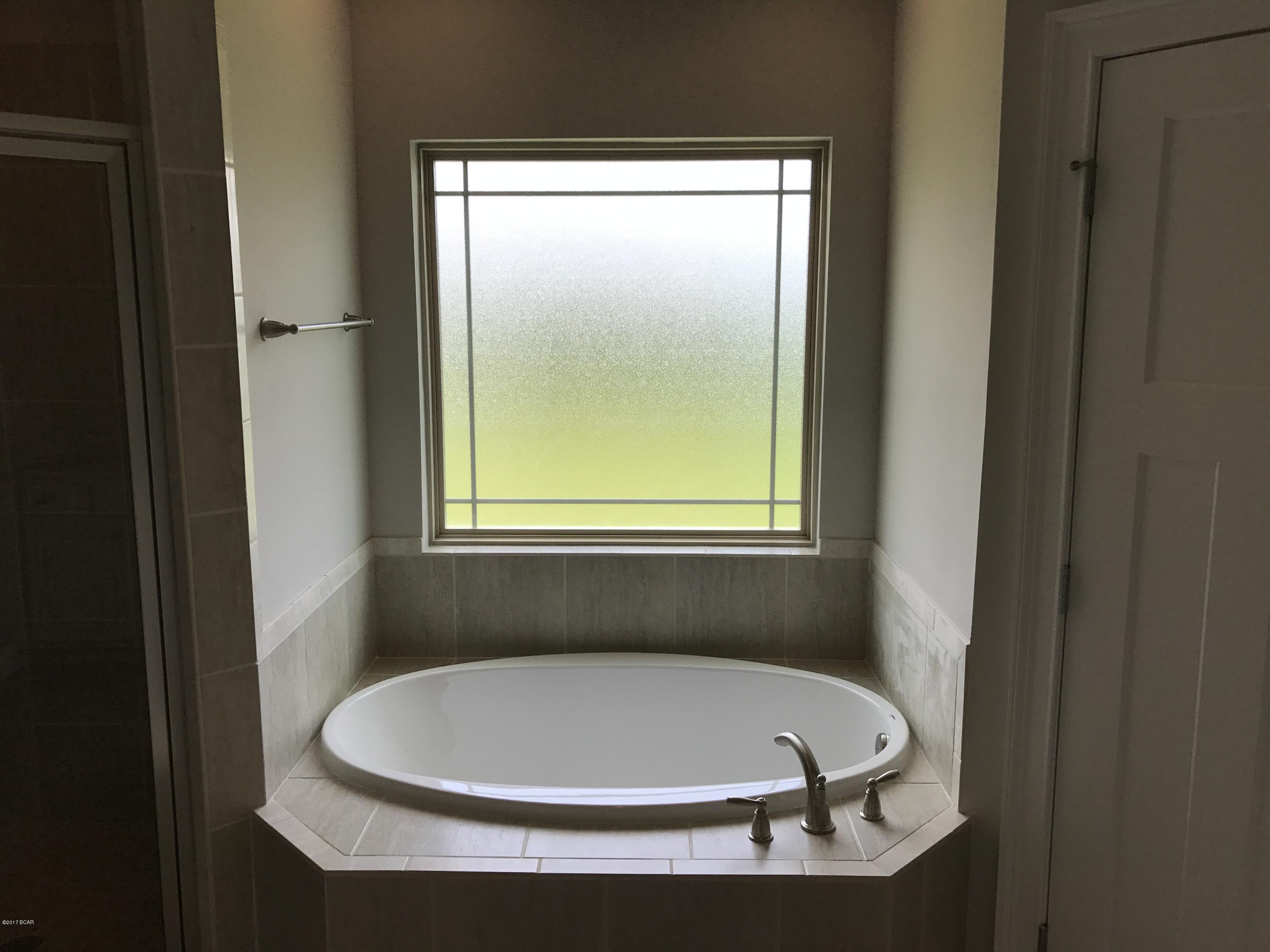 The Meadows & The Pointe - Residential