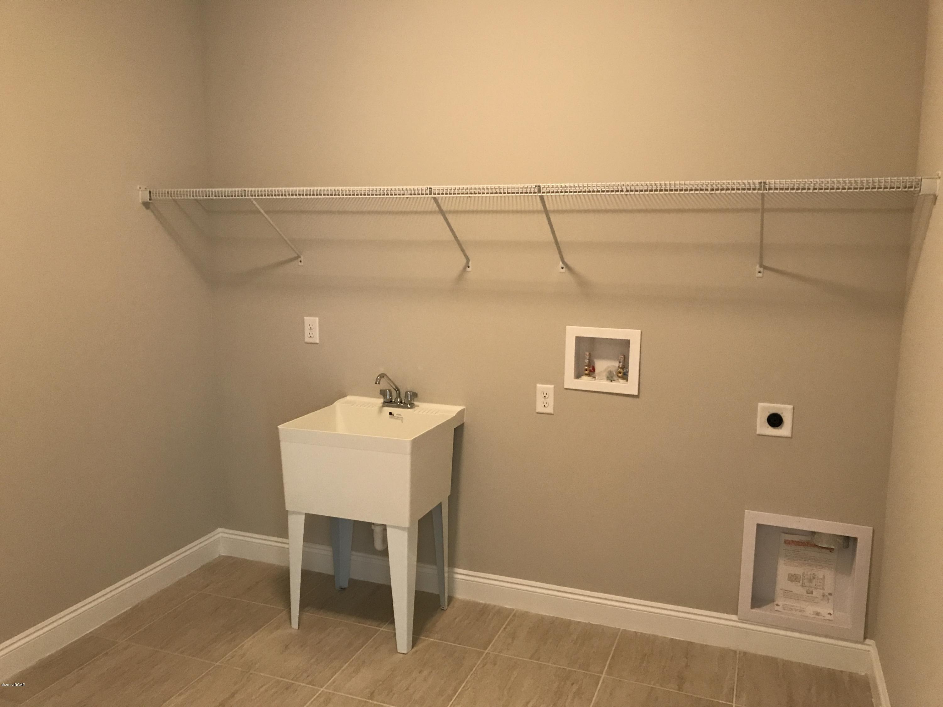 The Meadows & The Pointe - Residential