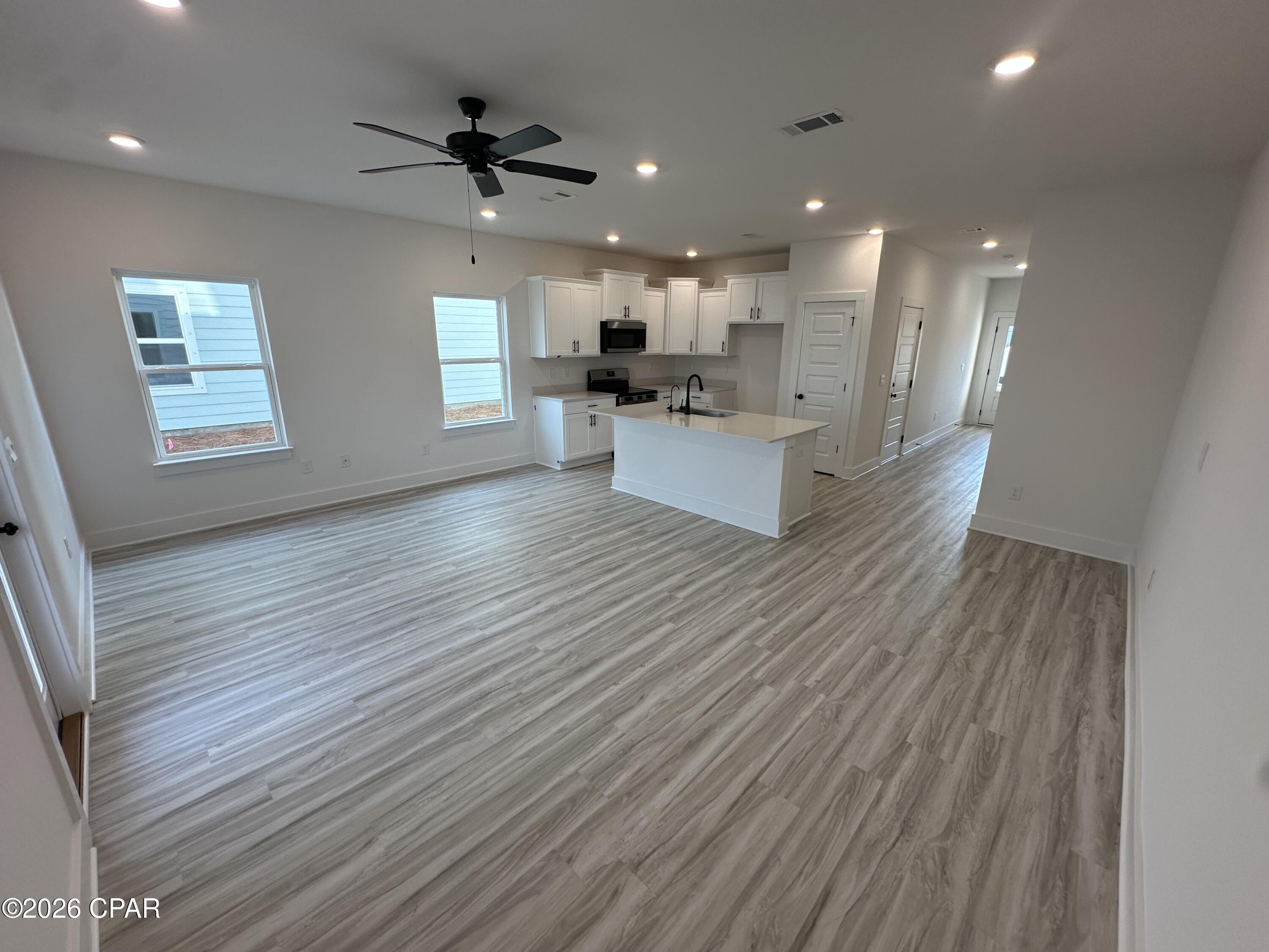 [No Recorded Subdiv] - Residential Lease