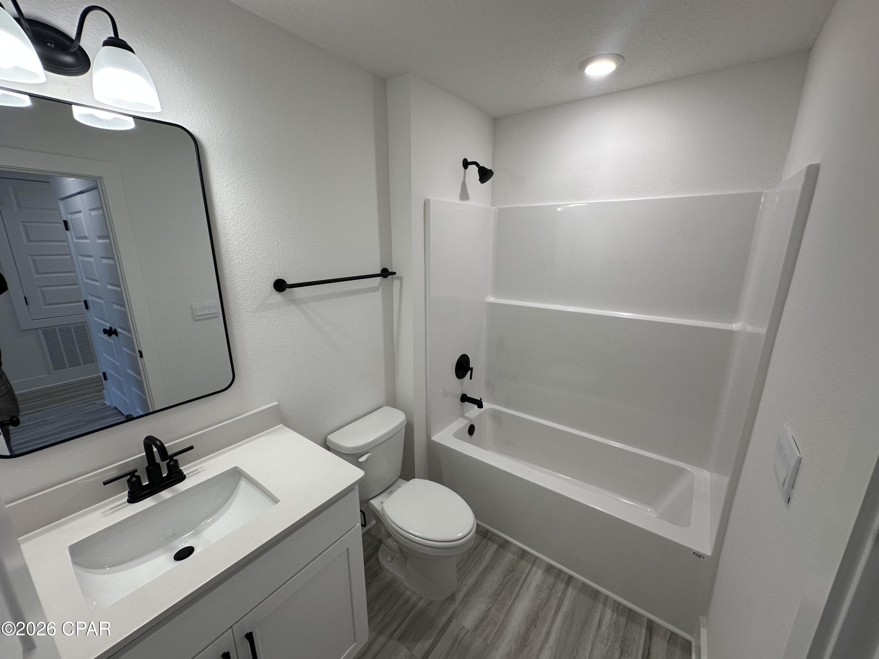 [No Recorded Subdiv] - Residential Lease