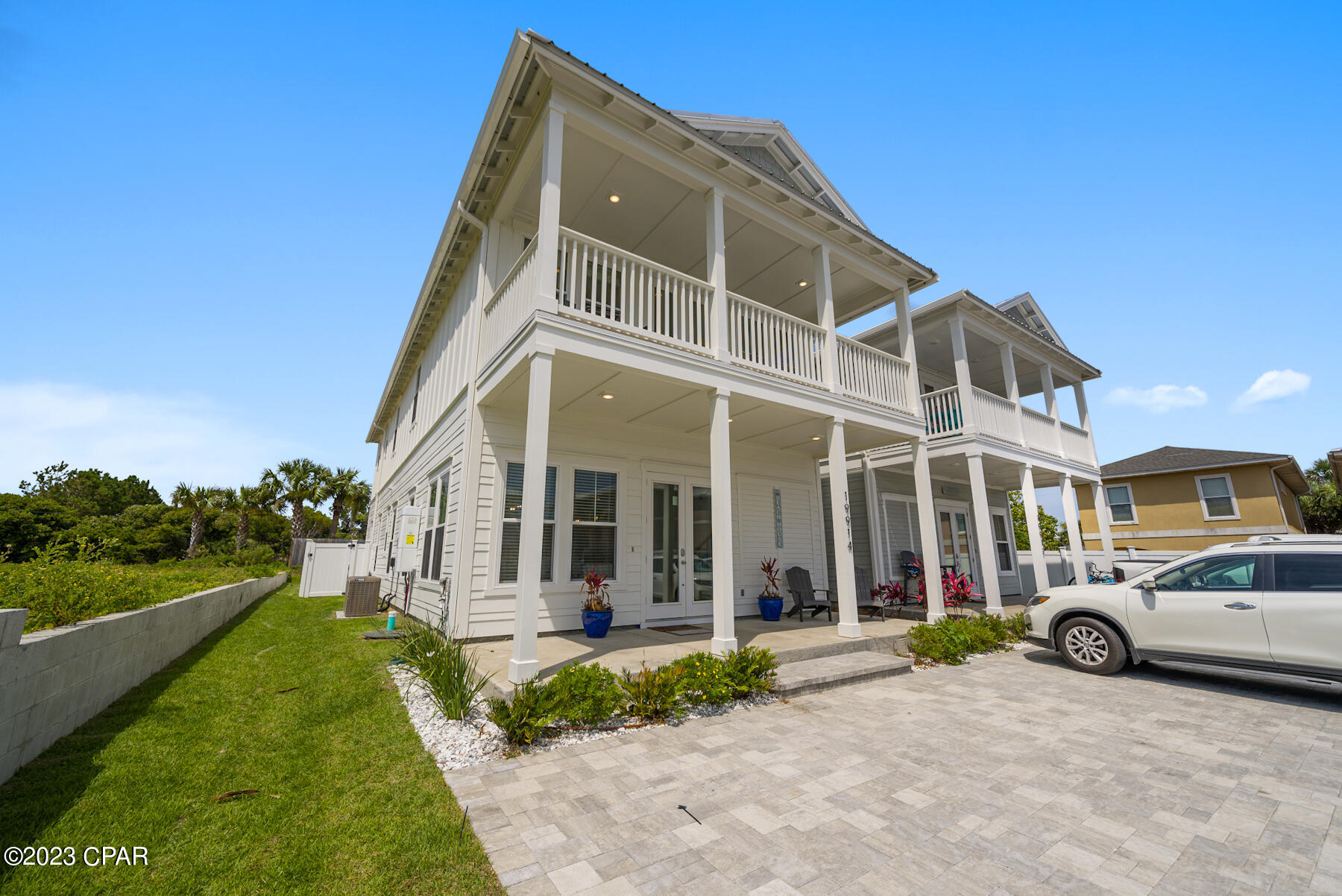 Laguna Beach Estates 2nd Add - Residential