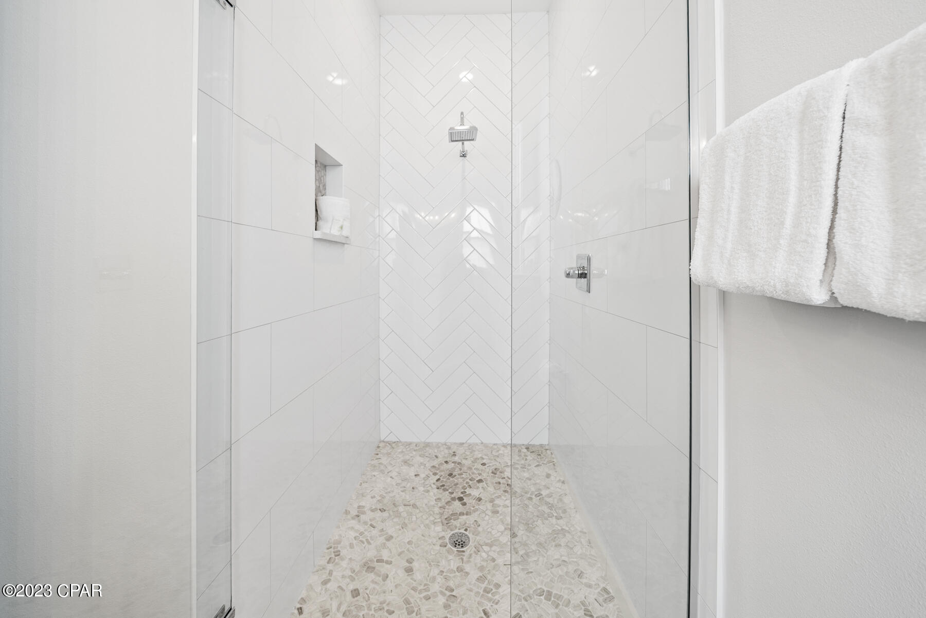 Laguna Beach Estates 2nd Add - Residential