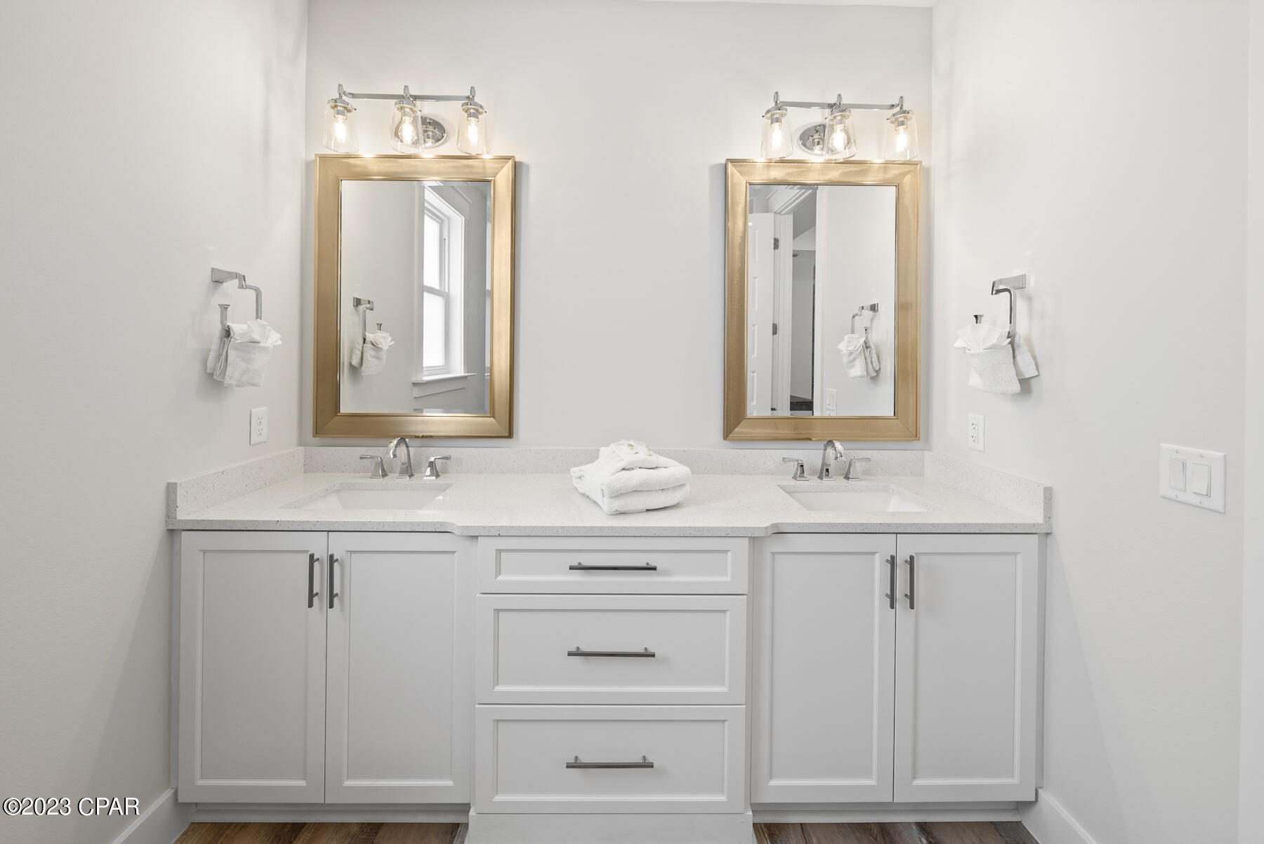 Laguna Beach Estates 2nd Add - Residential