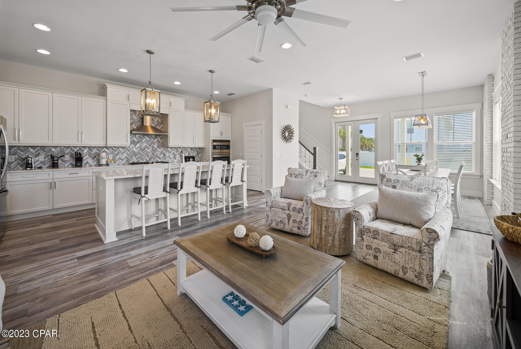 Laguna Beach Estates 2nd Add - Residential