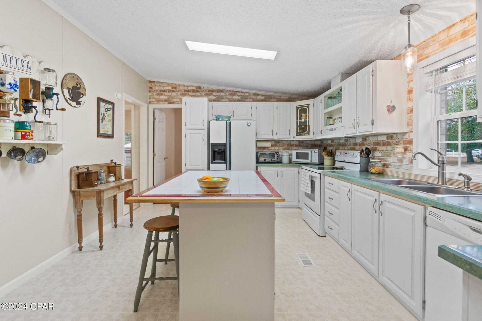 Sunset Pines - Residential