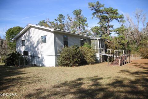 A home in Caryville