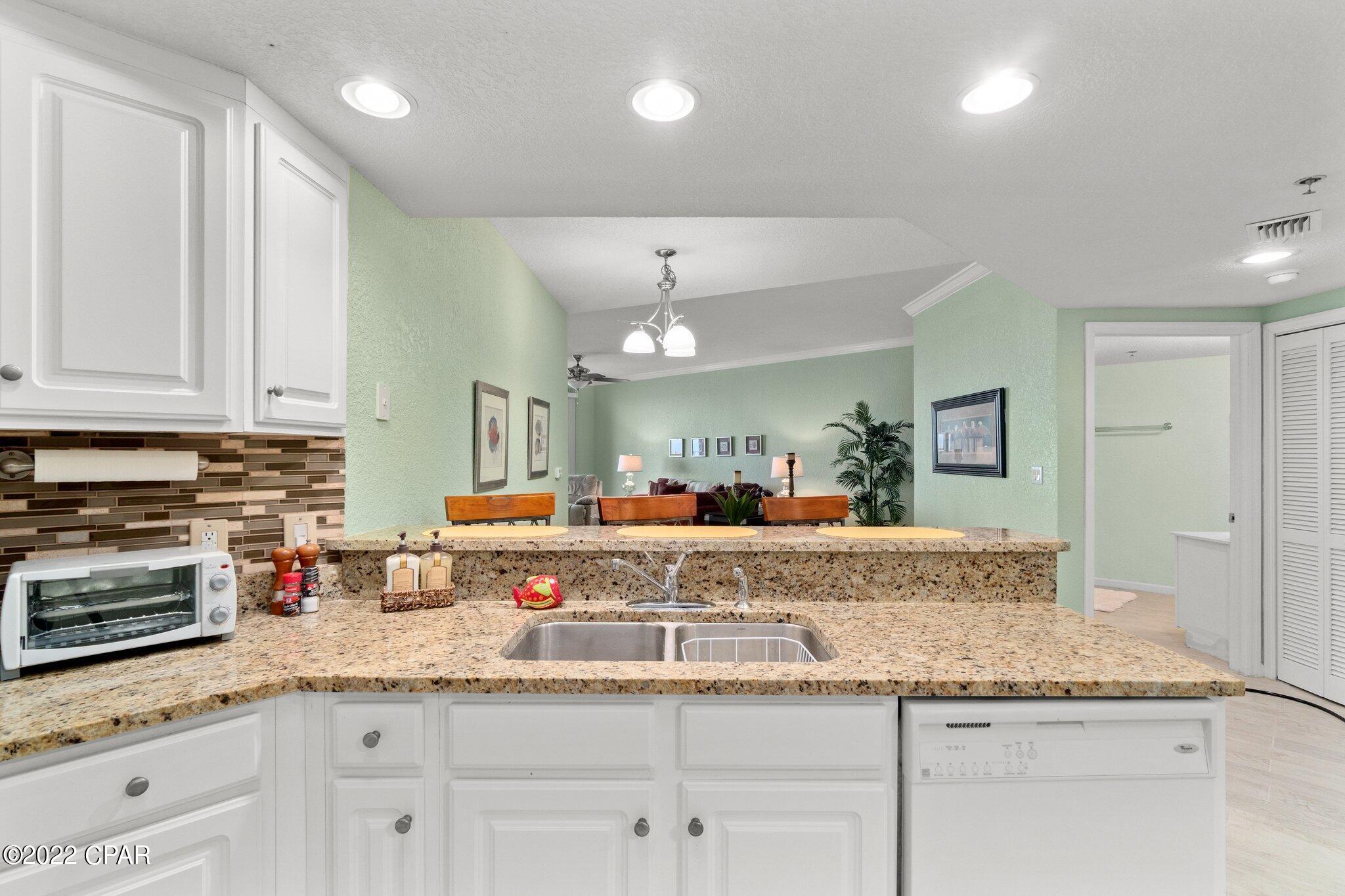 Hibiscus By The Bay - Residential