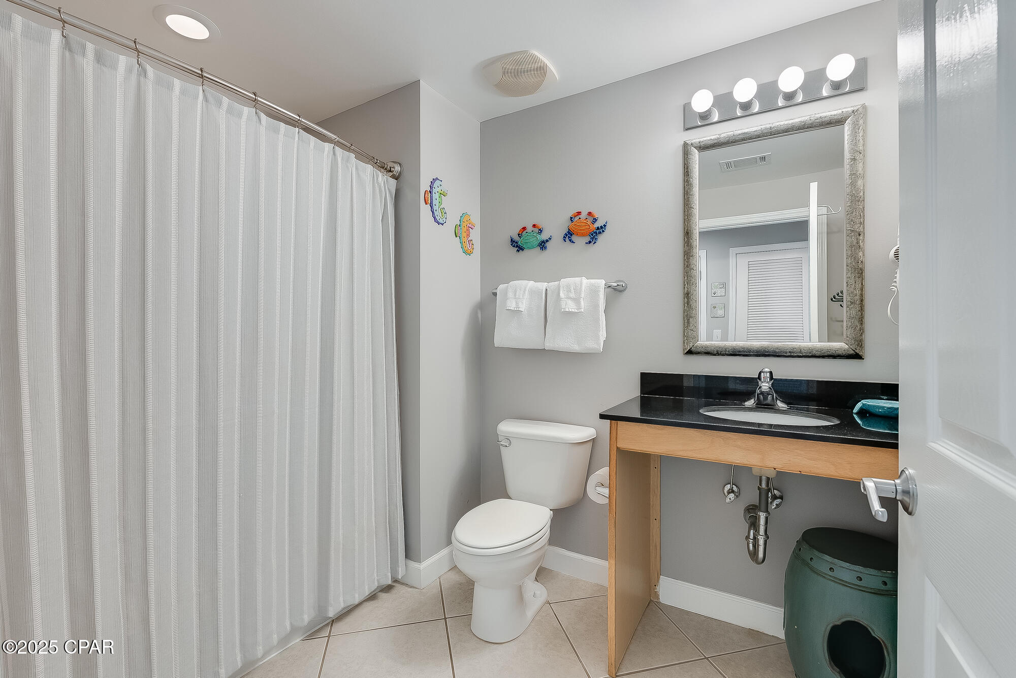 Splash Condo - Residential