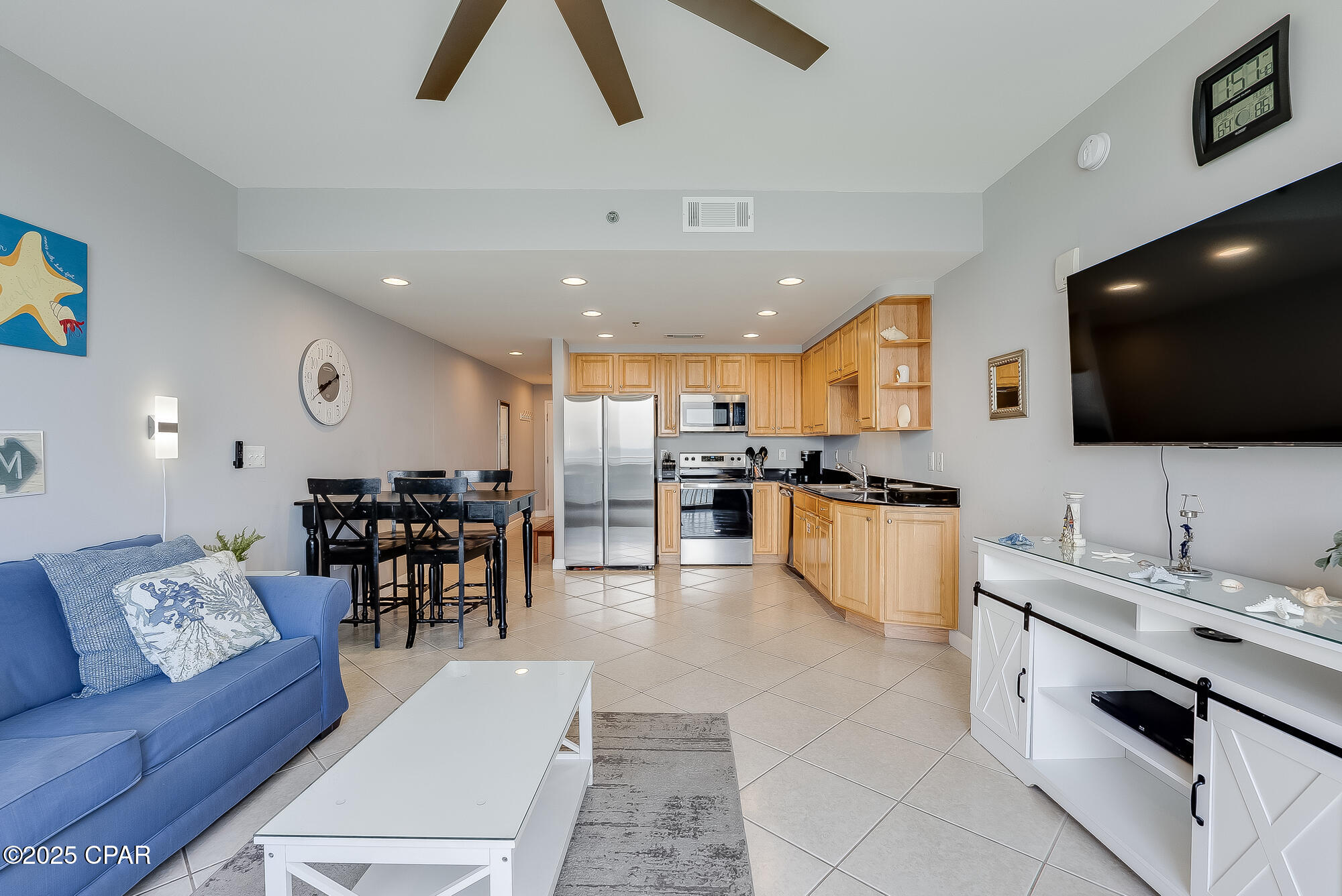 Splash Condo - Residential