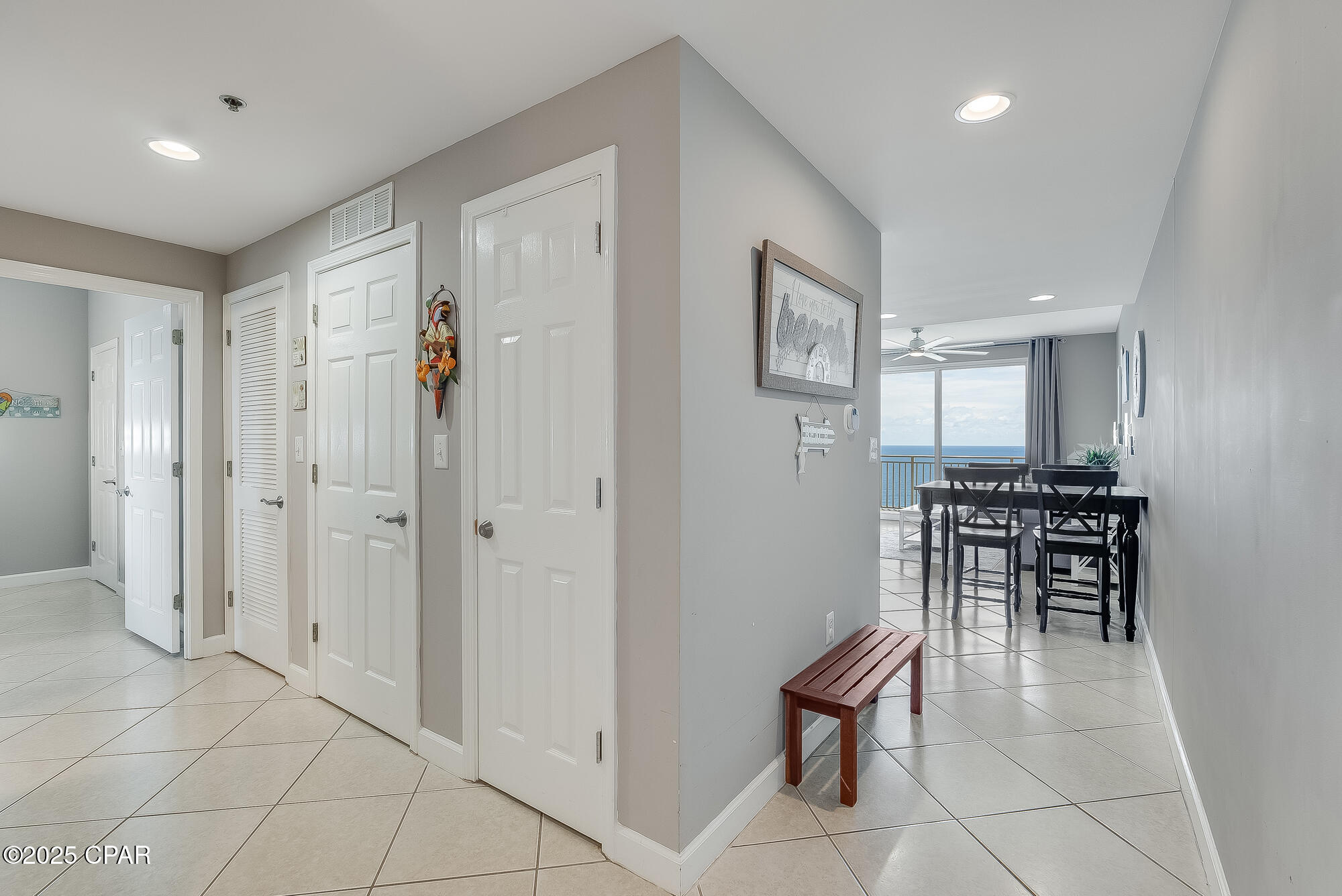 Splash Condo - Residential