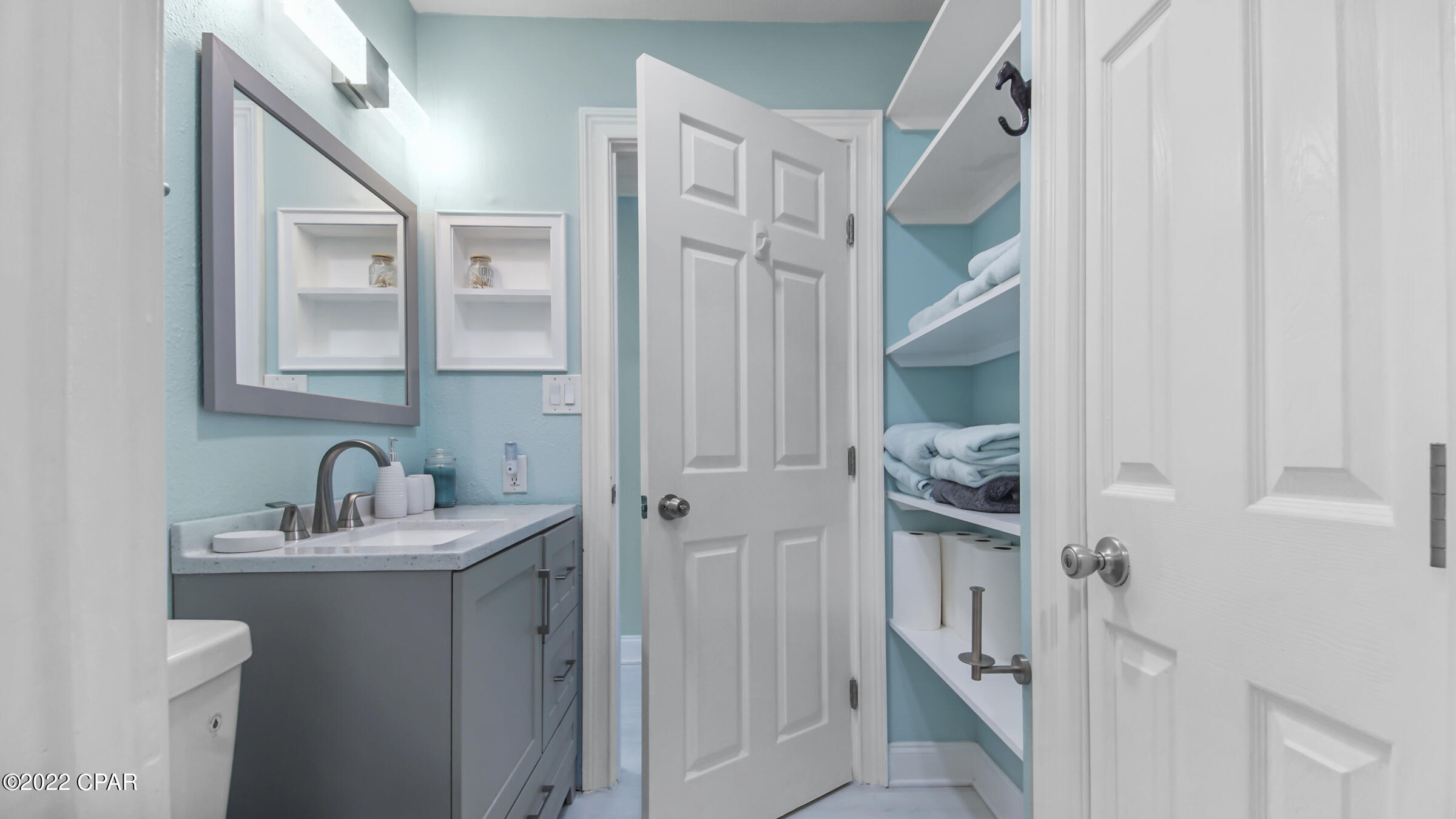 Emerald Shores Condo - Residential