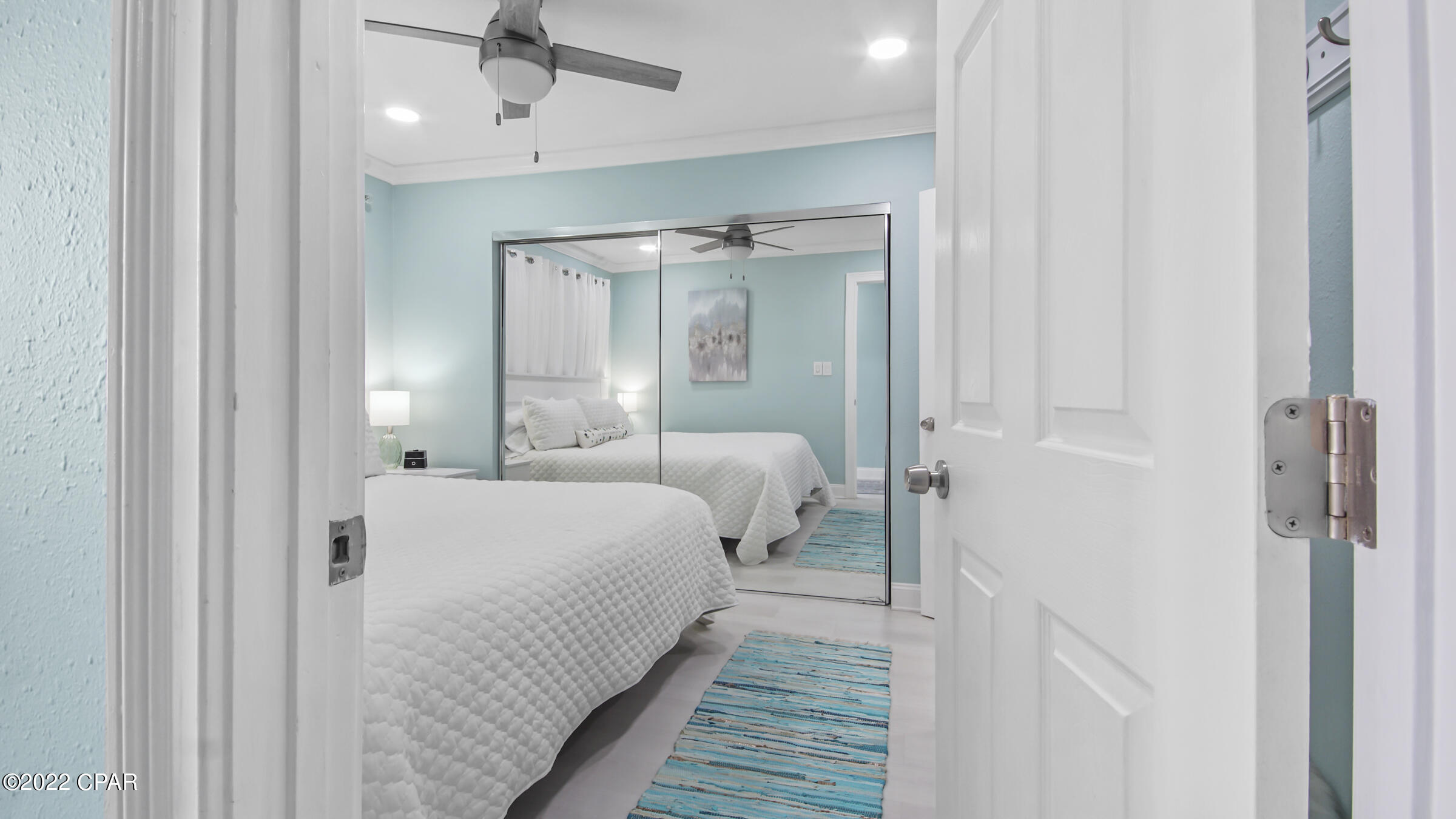 Emerald Shores Condo - Residential