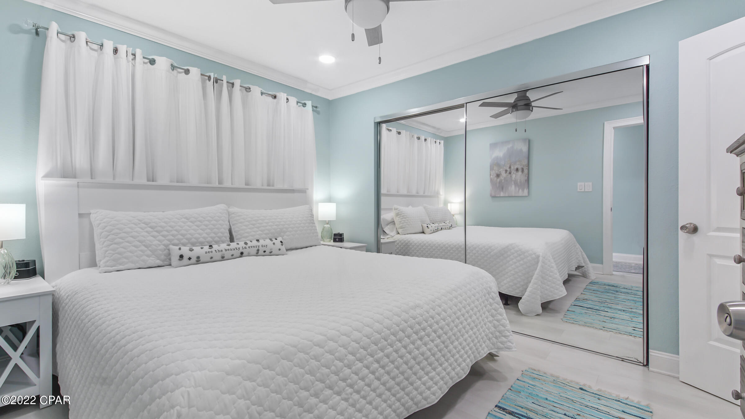 Emerald Shores Condo - Residential