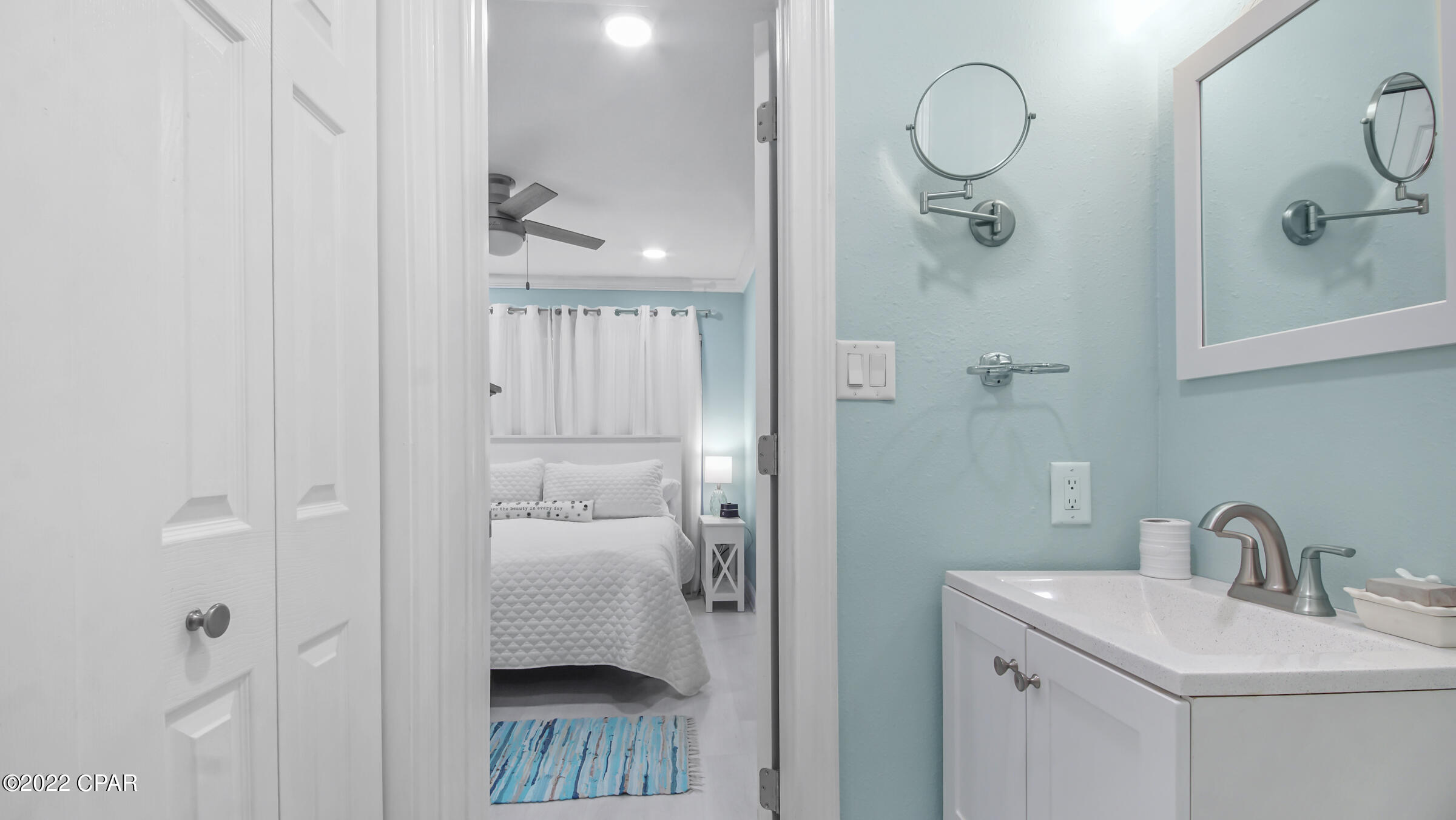 Emerald Shores Condo - Residential