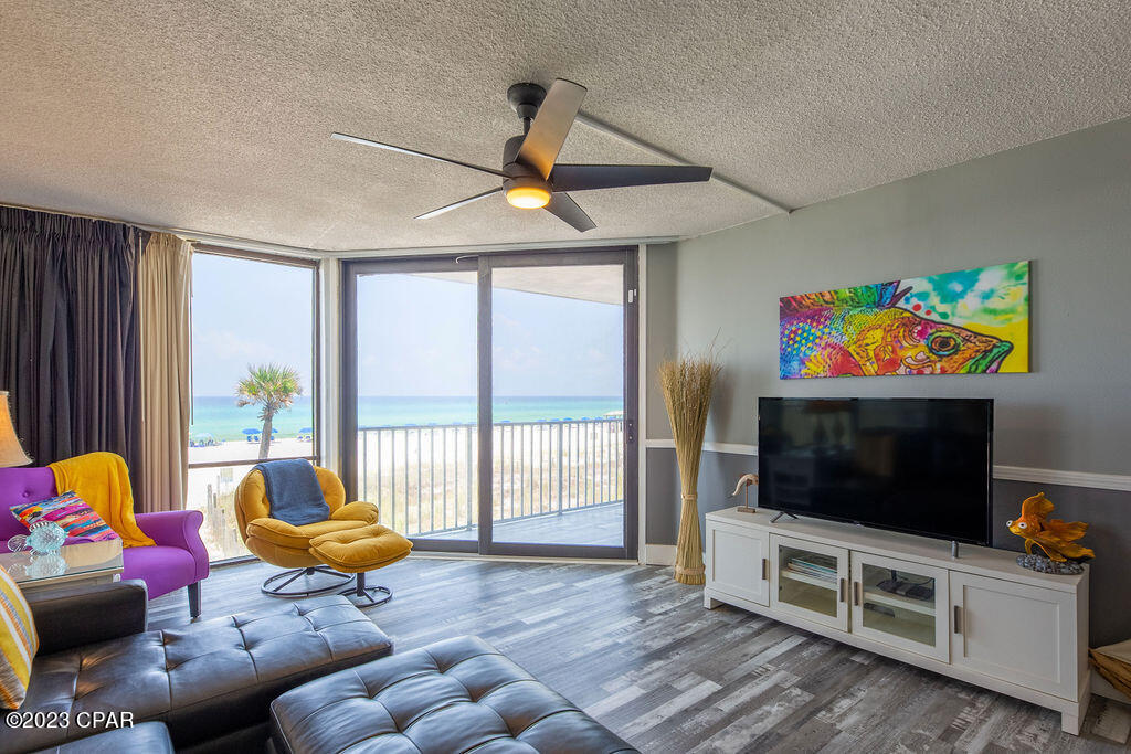 Leeward/Windward Condo - Residential