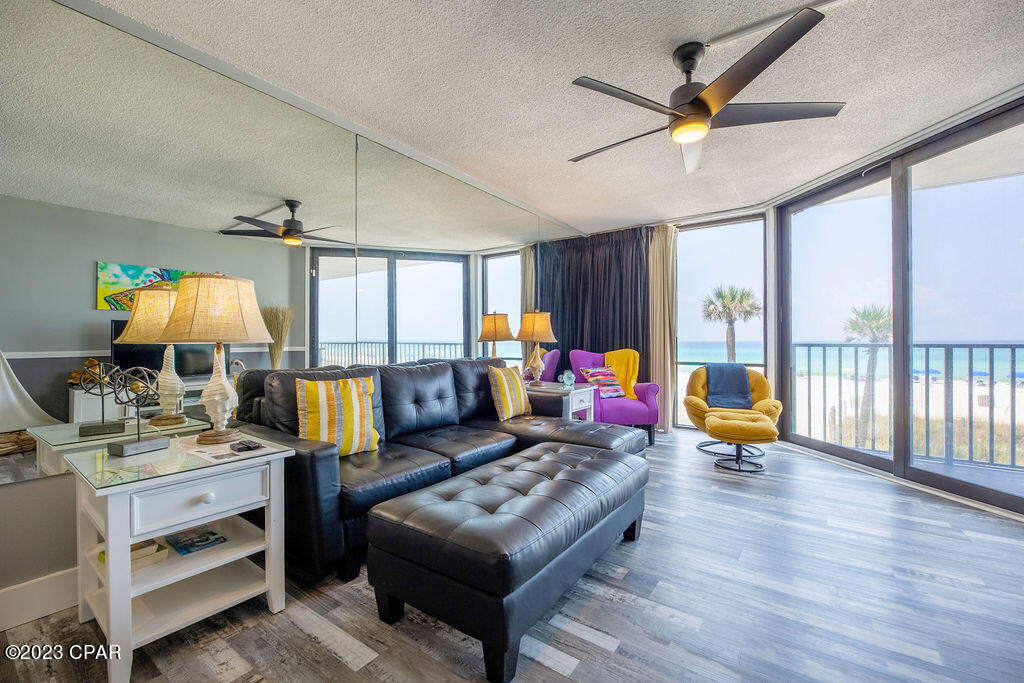 Leeward/Windward Condo - Residential