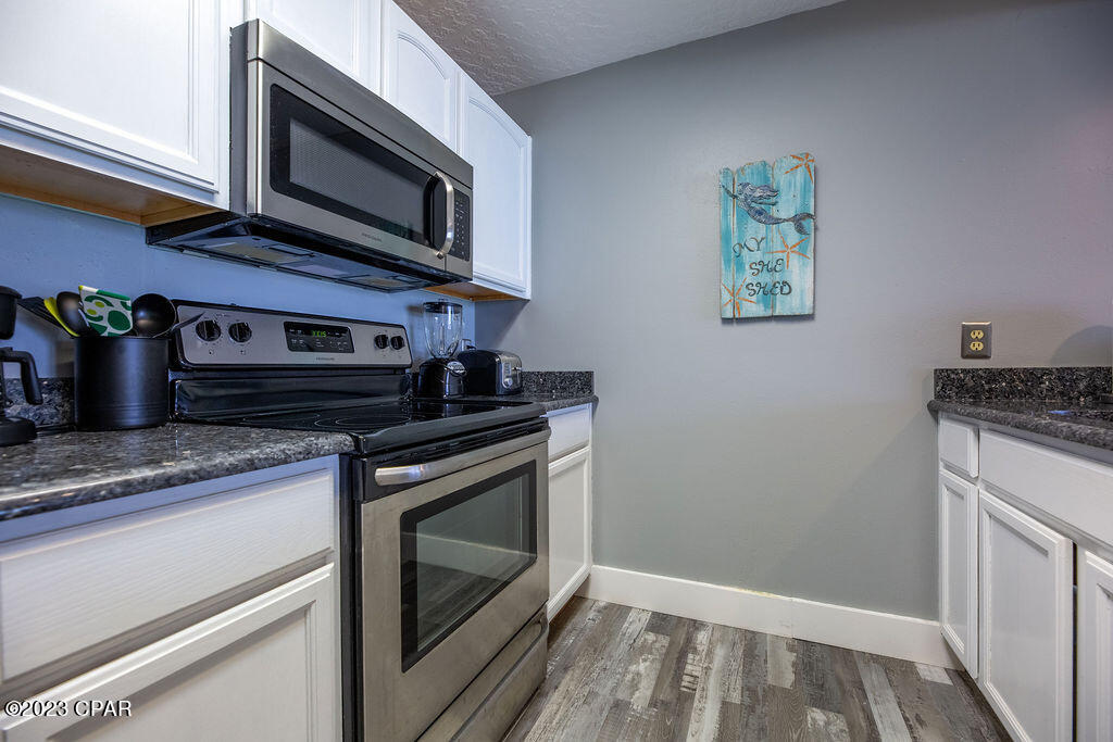 Leeward/Windward Condo - Residential