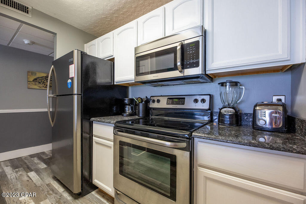 Leeward/Windward Condo - Residential