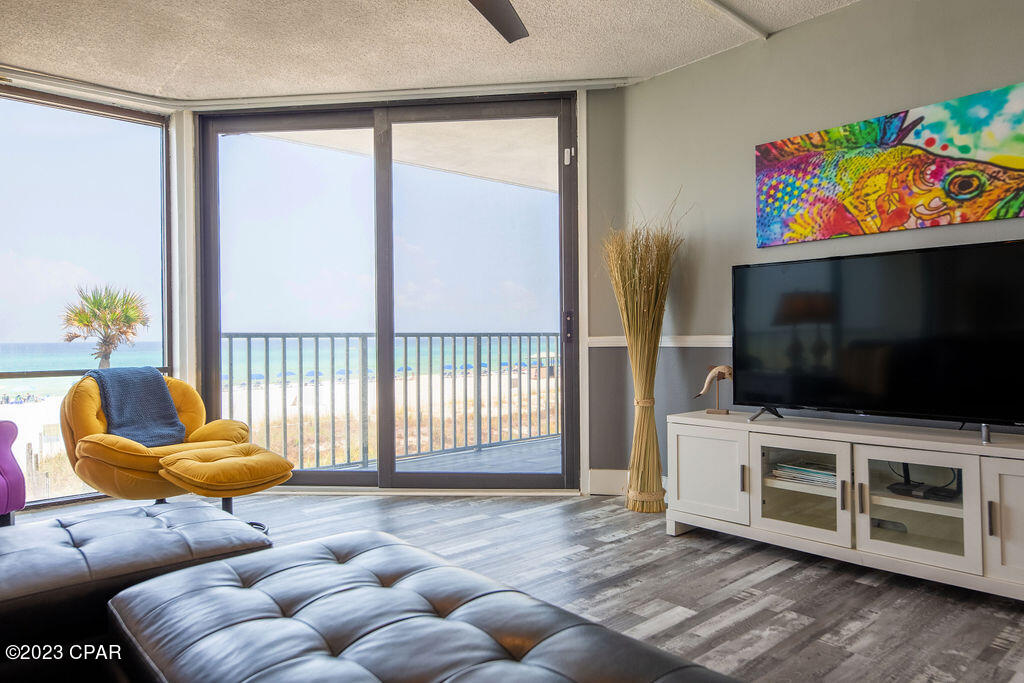 Leeward/Windward Condo - Residential