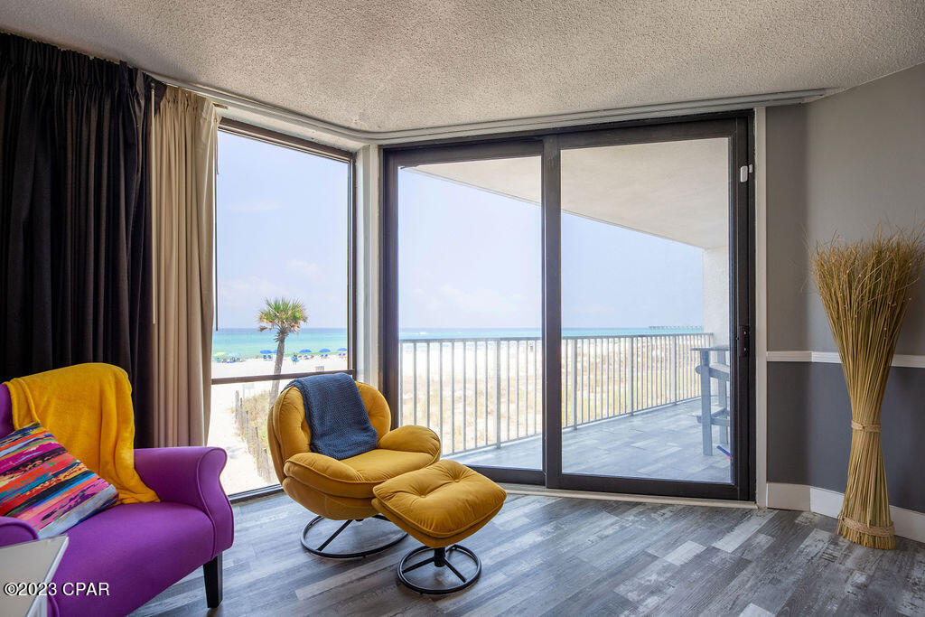 Leeward/Windward Condo - Residential