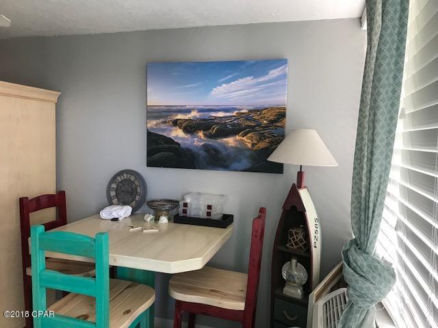 Fontainebleau Terrace - Residential