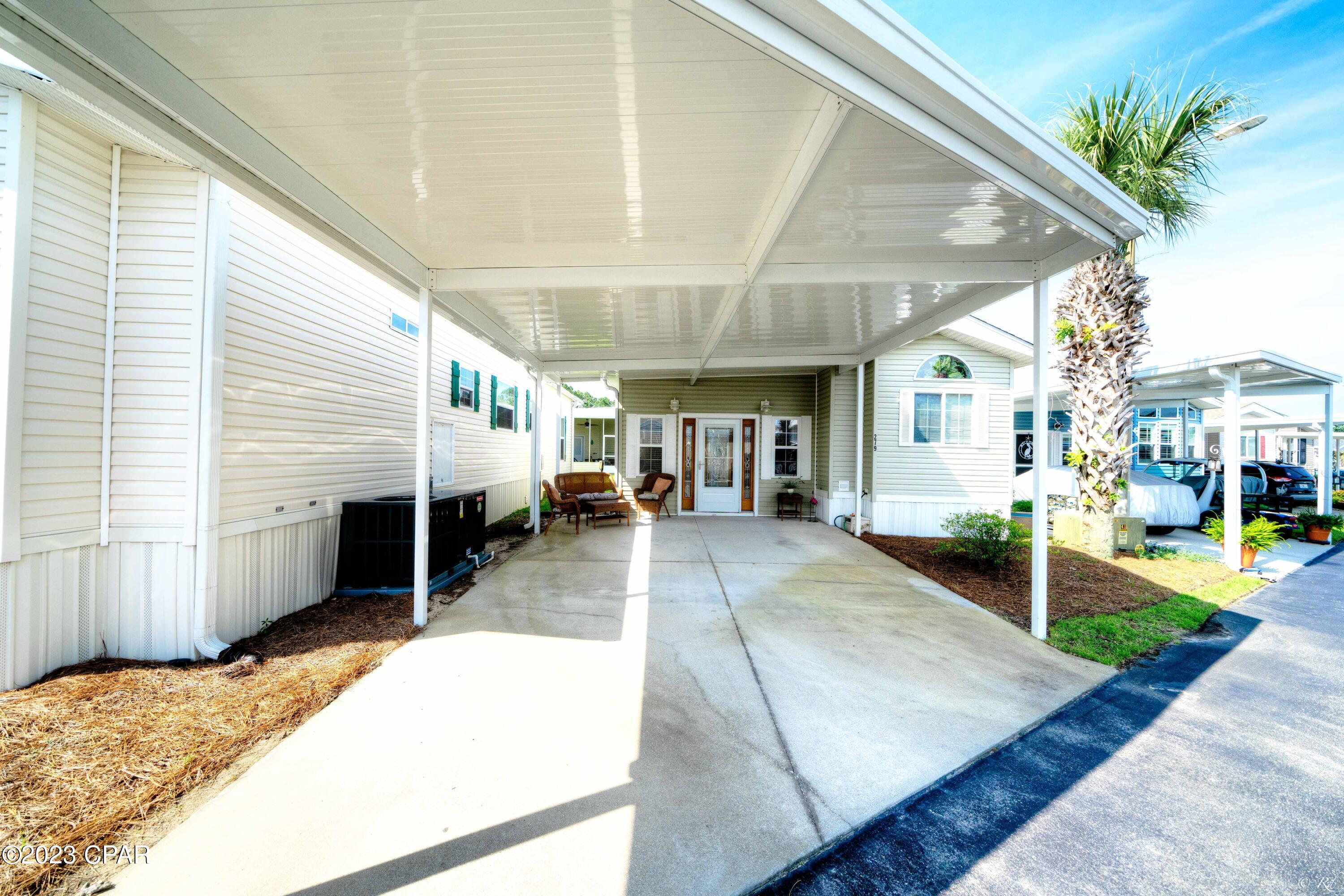 Emerald Pointe Resort - Residential