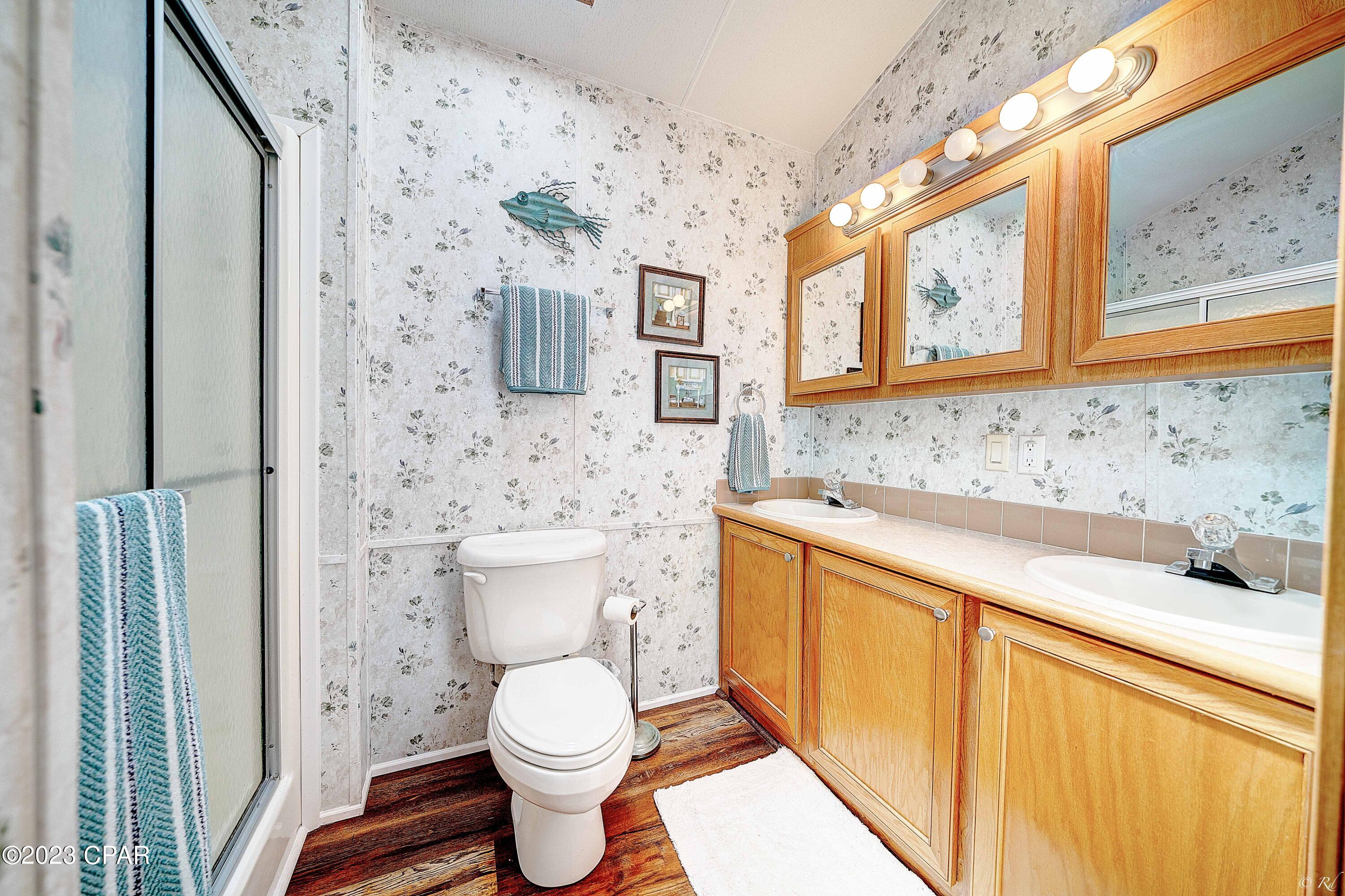 Emerald Pointe Resort - Residential