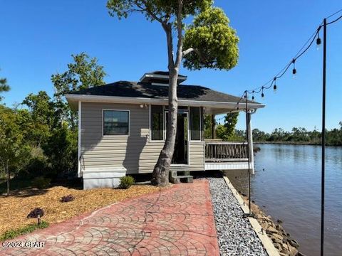 A home in Mexico Beach