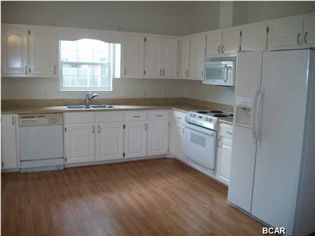 Highway 22 West Estates - Residential